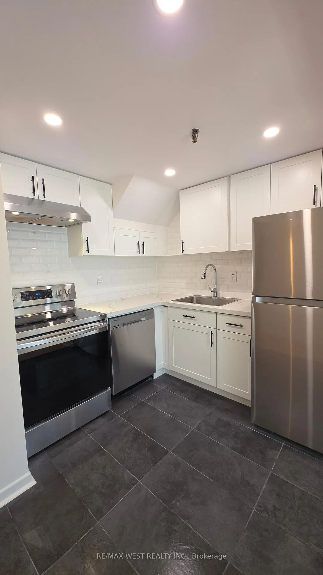 Photo 16 of Unit 411, 71 Front Street, Toronto, Waterfront Communities — HOMEH
