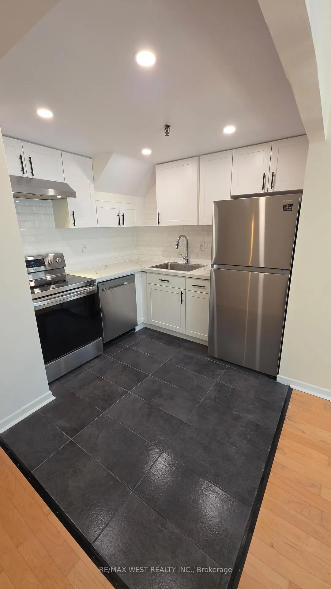 Photo 17 of Unit 411, 71 Front Street, Toronto, Waterfront Communities — HOMEH