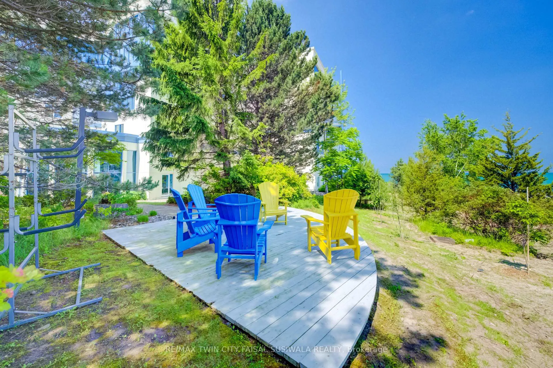 Photo 8 of Unit 102, 9 Pine Street, Lambton Shores — HOMEH
