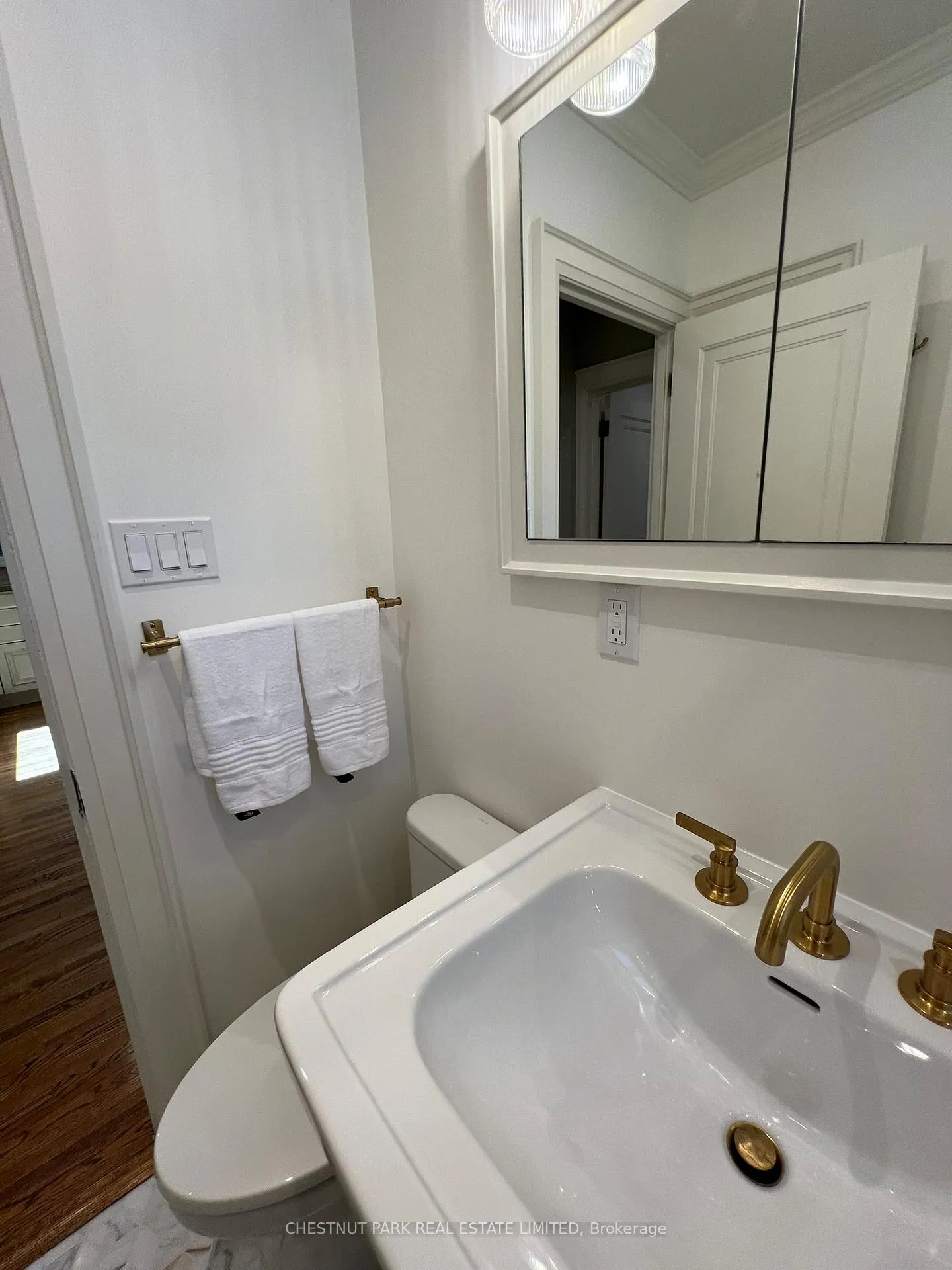 Photo 35 of 18 Servington Crescent, Toronto, Mount Pleasant West — HOMEH