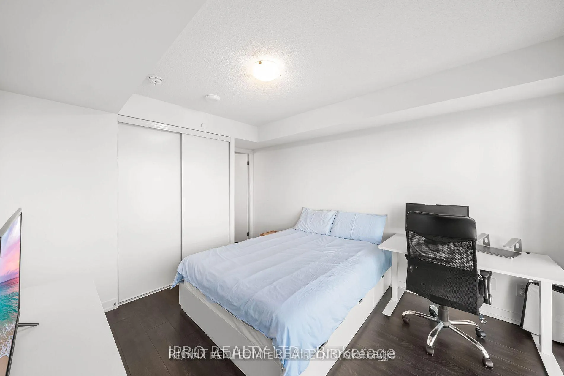 Photo 16 of Unit 2409, 125 Redpath Avenue, Toronto, Mount Pleasant West — HOMEH