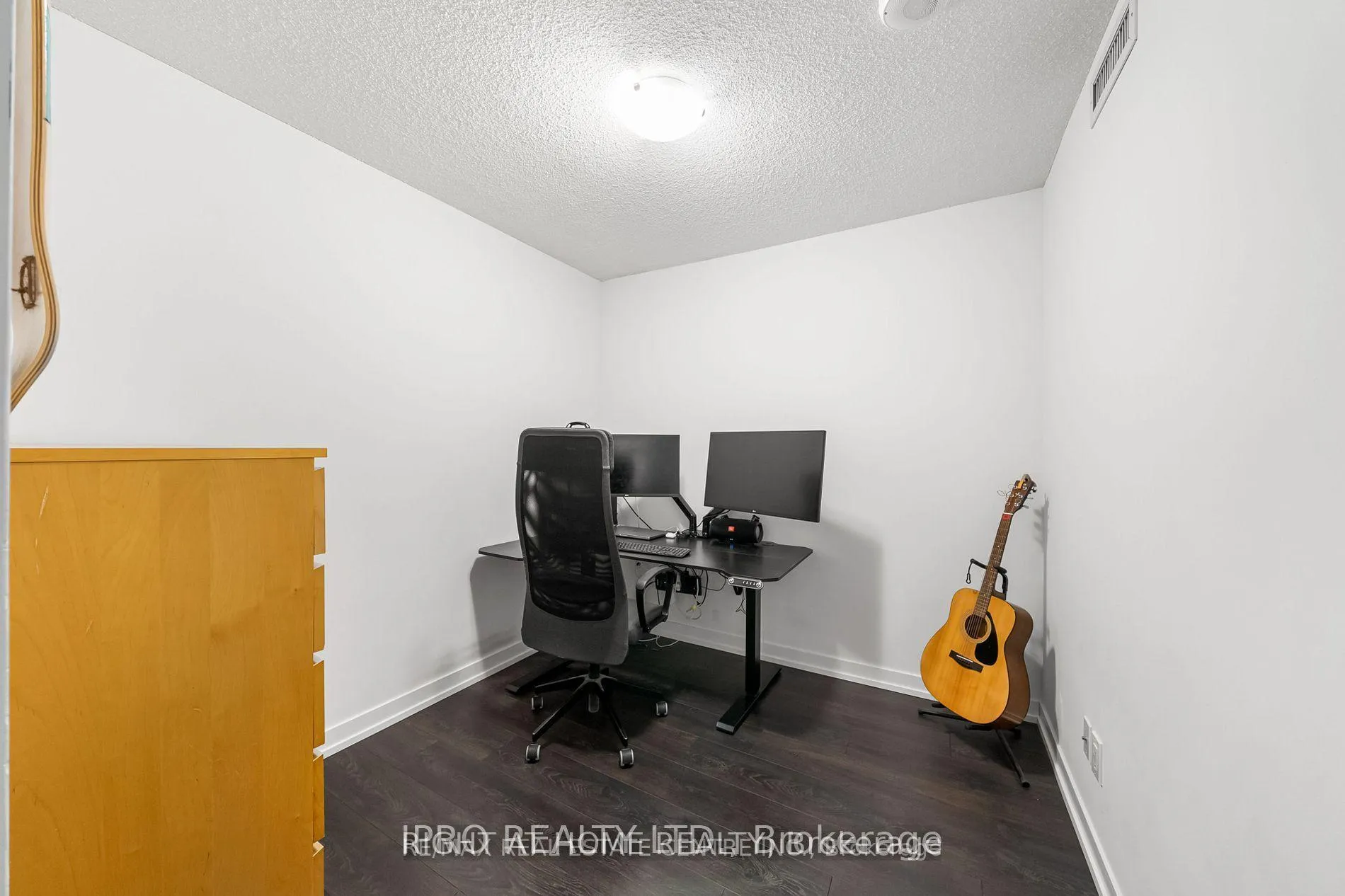 Photo 21 of Unit 2409, 125 Redpath Avenue, Toronto, Mount Pleasant West — HOMEH