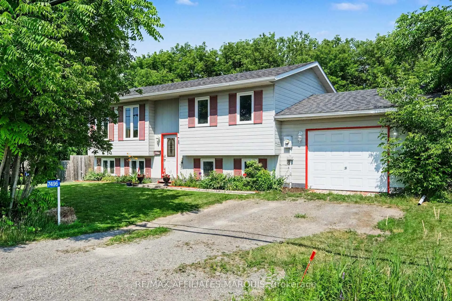 Photo of 7496 Roger Stevens Drive