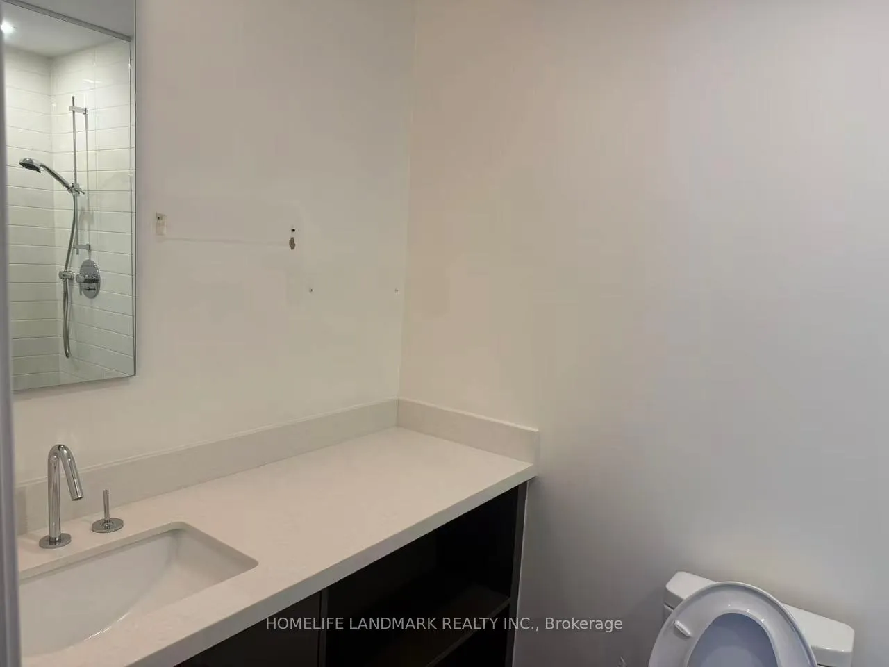 Photo 7 of Unit 806, 88 Cumberland St Street, Toronto, The Annex — HOMEH