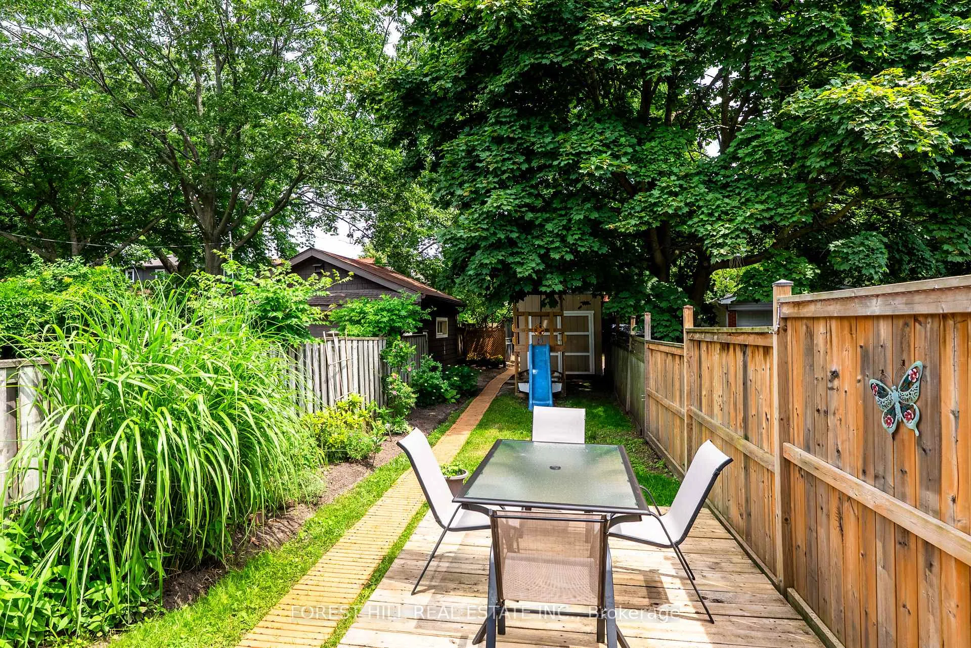 Photo 3 of 49 Gledhill Avenue, Toronto, East York — HOMEH