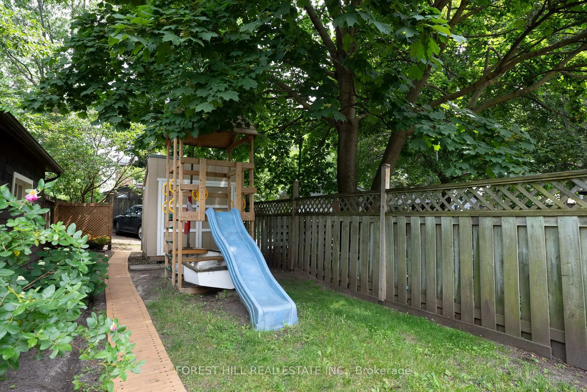 Photo 24 of 49 Gledhill Avenue, Toronto, East York — HOMEH
