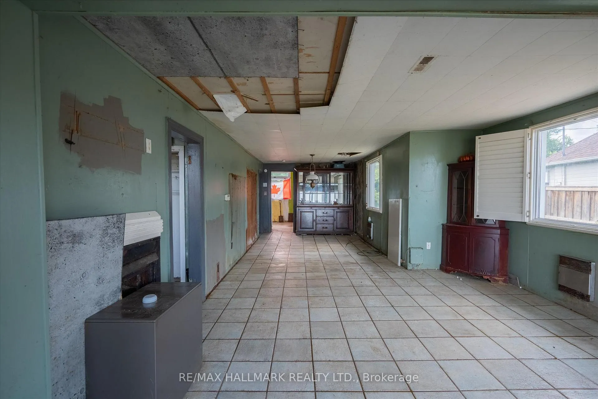 Photo 9 of 2329 Crystal Beach Road, Innisfil, Alcona — HOMEH