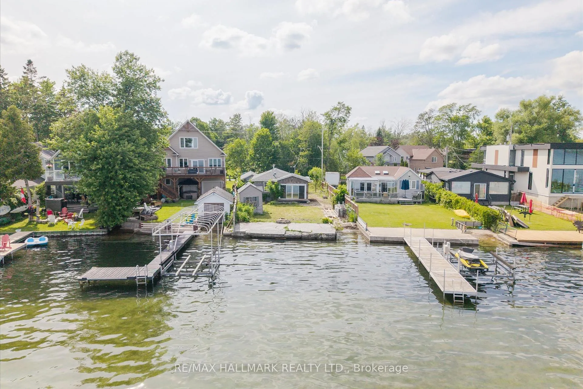 Photo 22 of 2329 Crystal Beach Road, Innisfil, Alcona — HOMEH