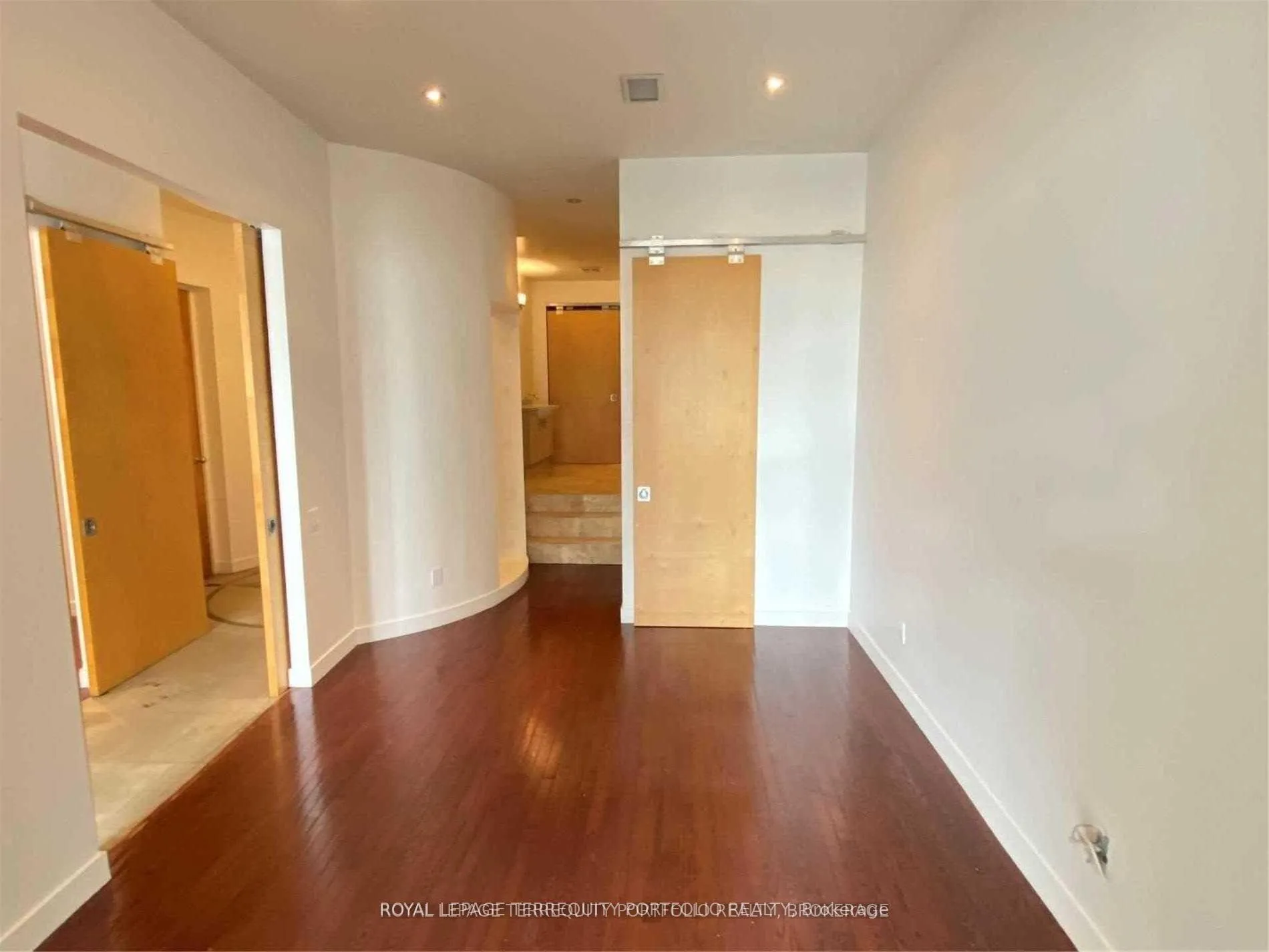 Photo 8 of Unit 403, 155 Dalhousie Street, Toronto, Church-Yonge Corridor — HOMEH