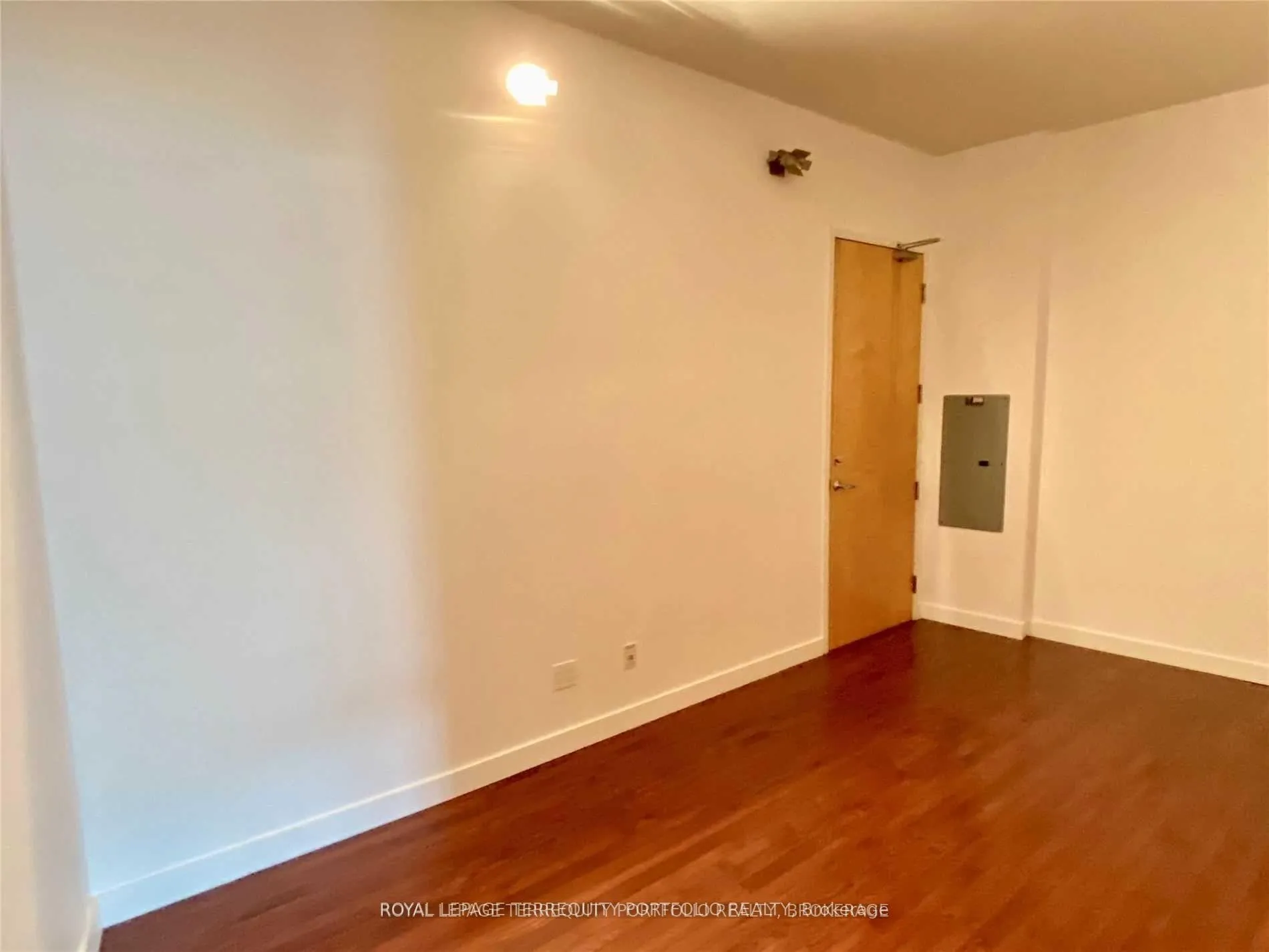 Photo 10 of Unit 403, 155 Dalhousie Street, Toronto, Church-Yonge Corridor — HOMEH