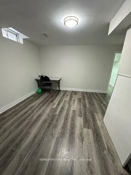 Photo 7 of Unit Bsmt, 17 Ada Gardens, Markham, Box Grove — HOMEH