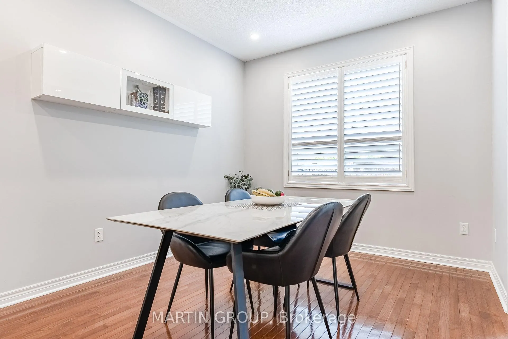 Photo 11 of 2425 Grand Oak Trail, Oakville, Westmount — HOMEH