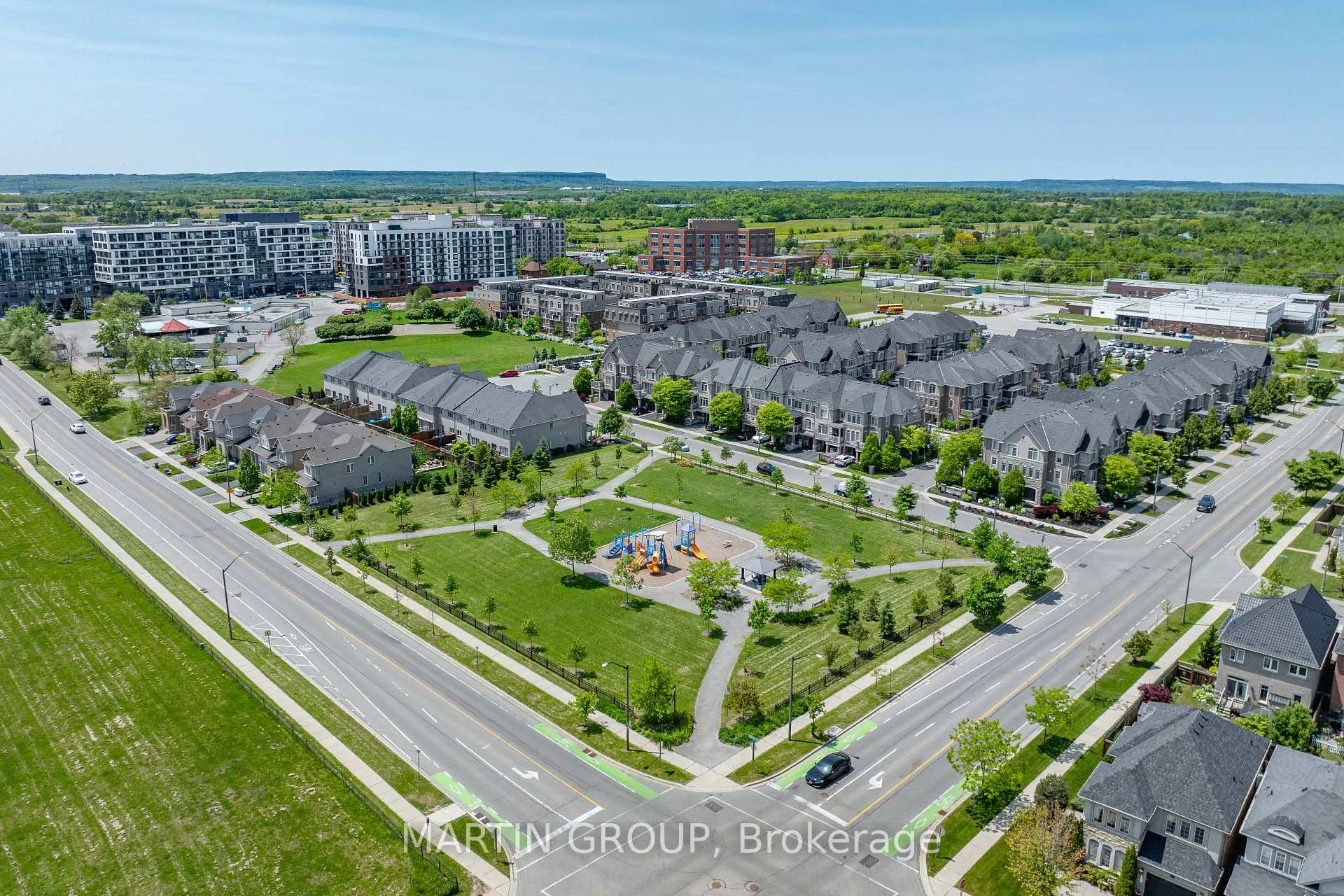 Photo 45 of 2425 Grand Oak Trail, Oakville, Westmount — HOMEH