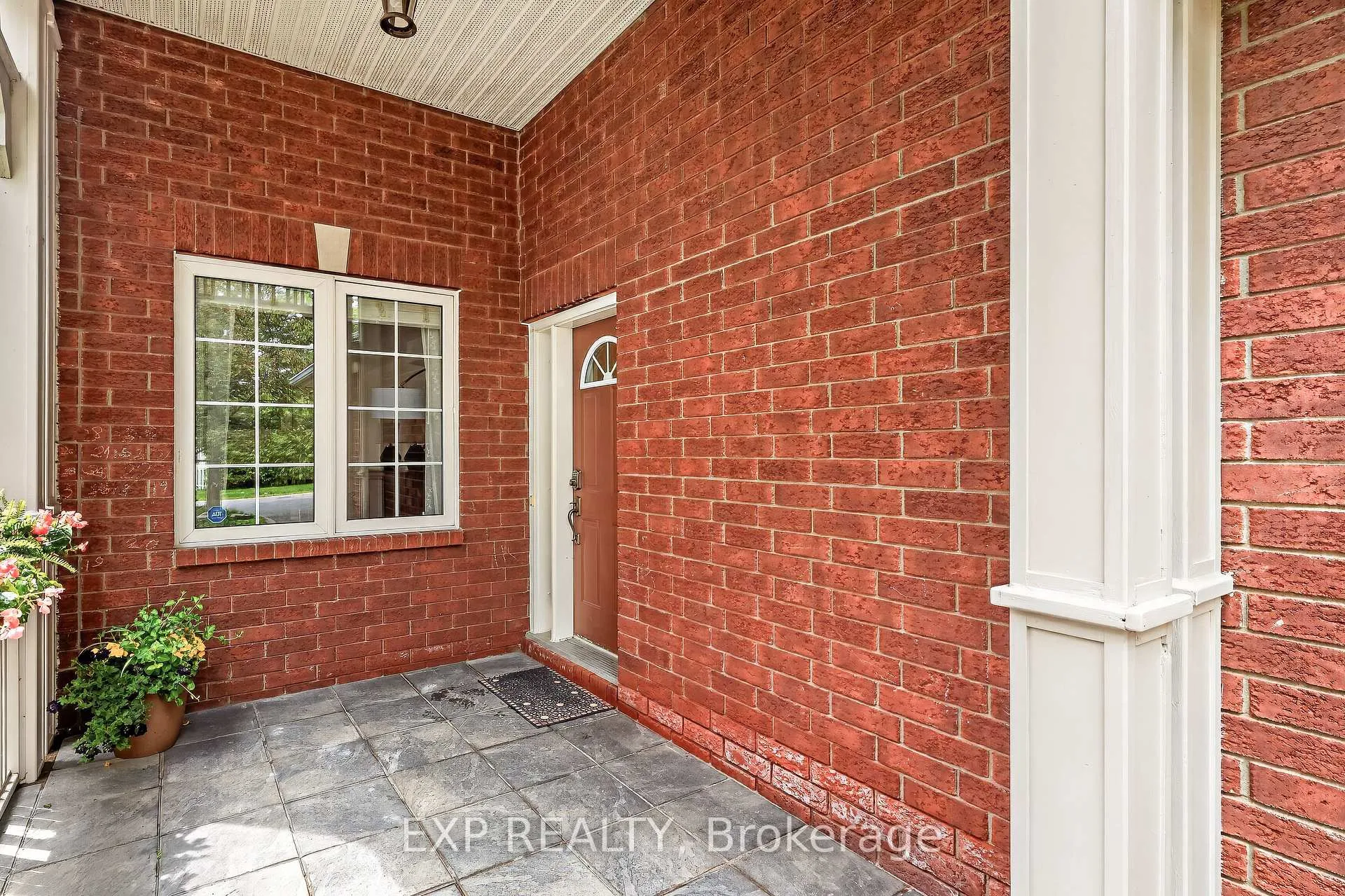 Photo 4 of 57 Rivergreen Crescent, Ottawa, Kanata - Bridlewood — HOMEH