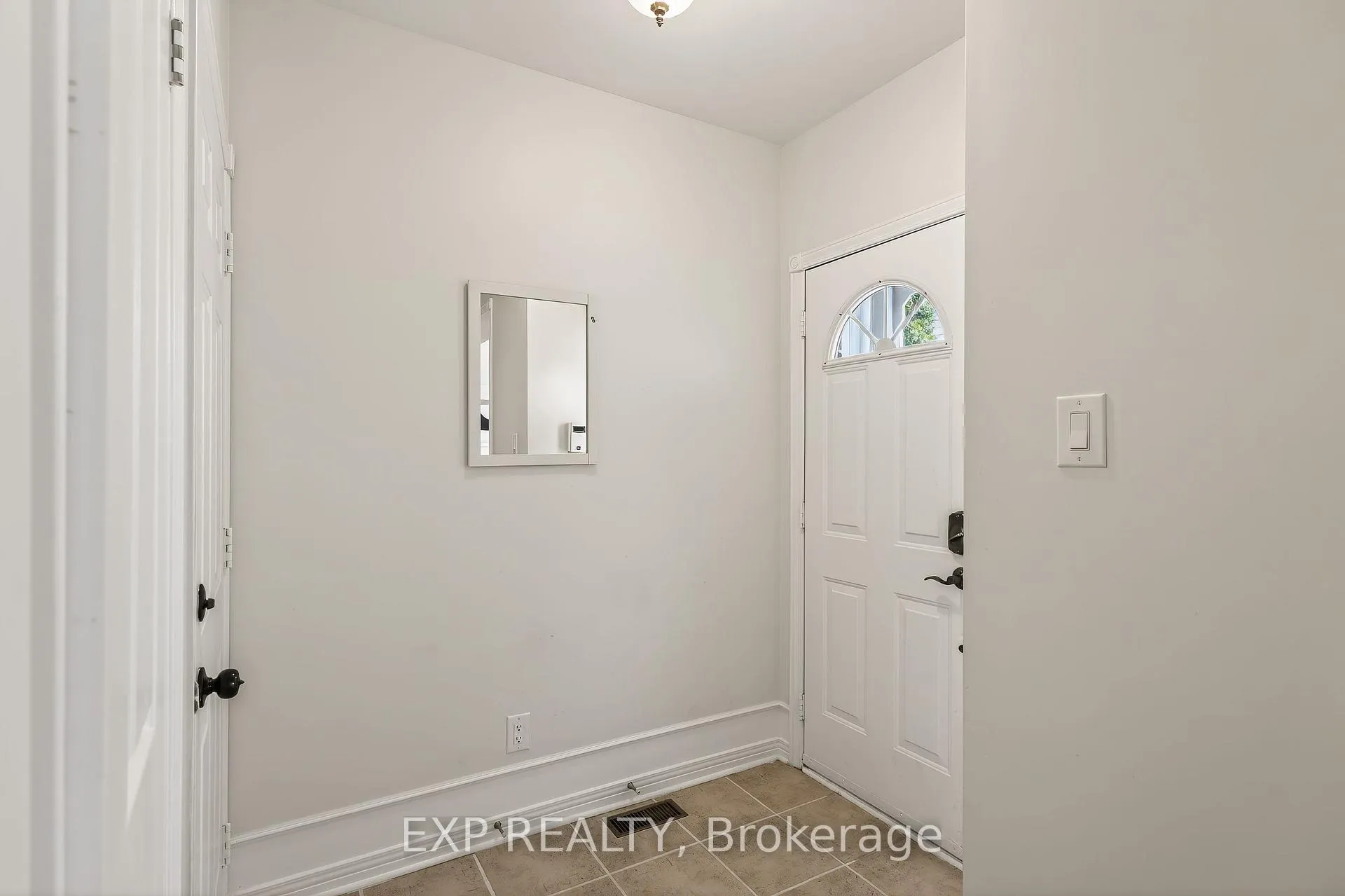 Photo 5 of 57 Rivergreen Crescent, Ottawa, Kanata - Bridlewood — HOMEH