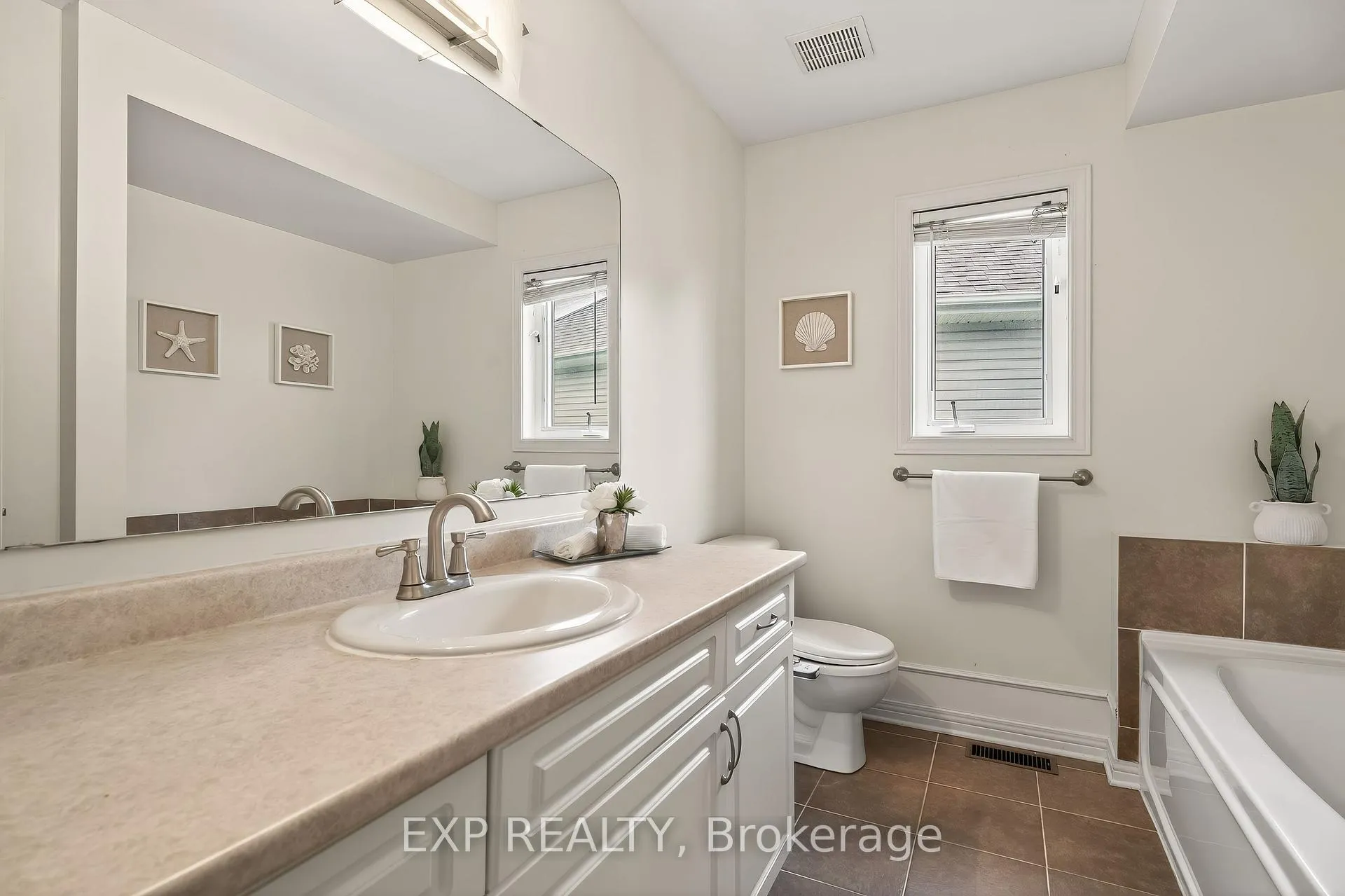 Photo 31 of 57 Rivergreen Crescent, Ottawa, Kanata - Bridlewood — HOMEH