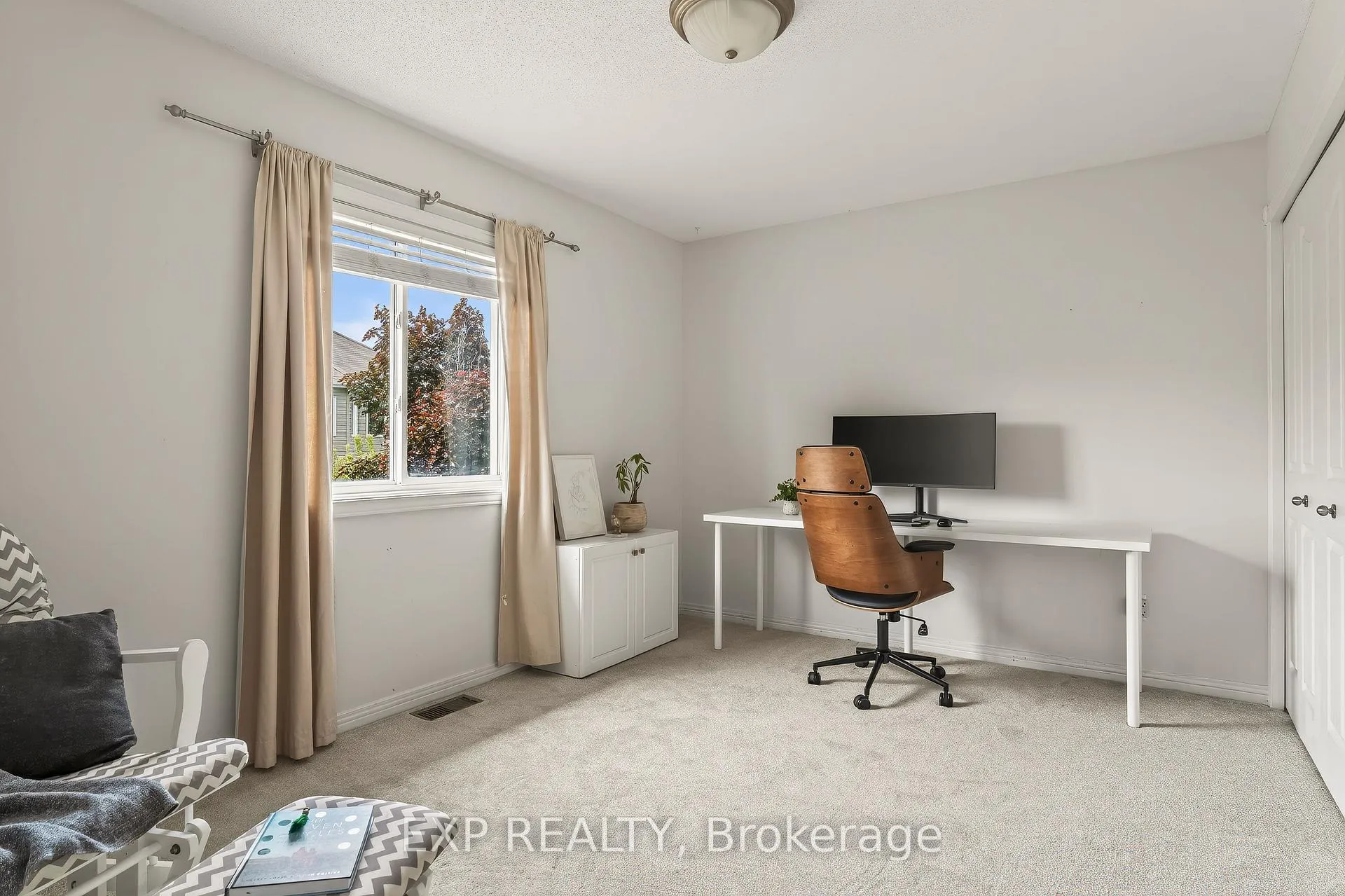 Photo 34 of 57 Rivergreen Crescent, Ottawa, Kanata - Bridlewood — HOMEH