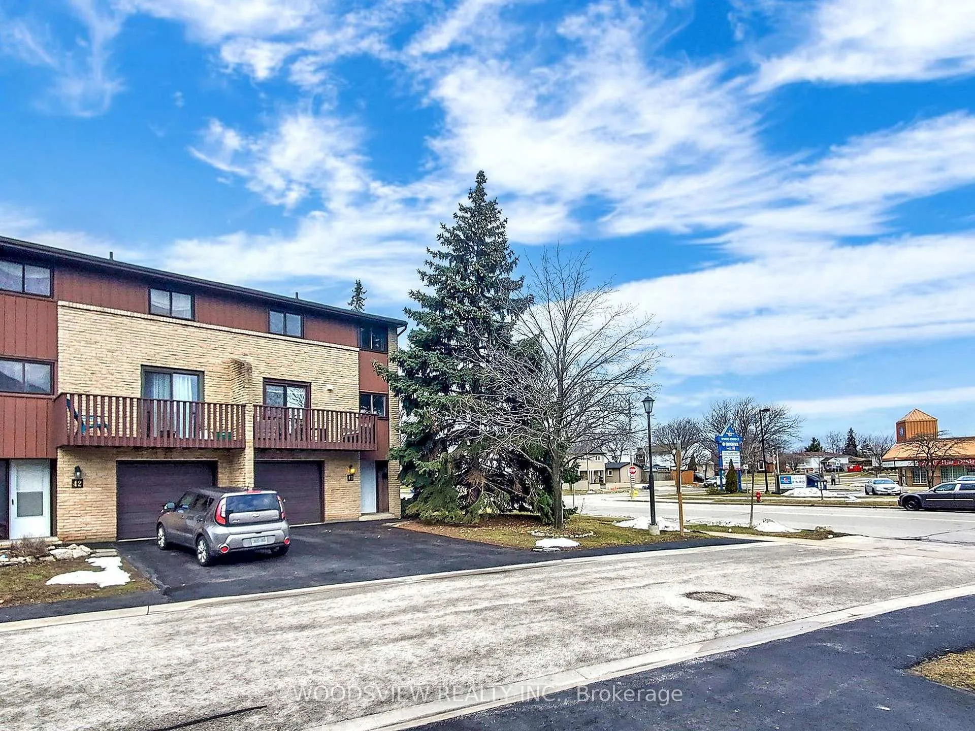 Photo 5 of Unit 43, 1250 Limeridge Road E, Hamilton, Trenholme — HOMEH