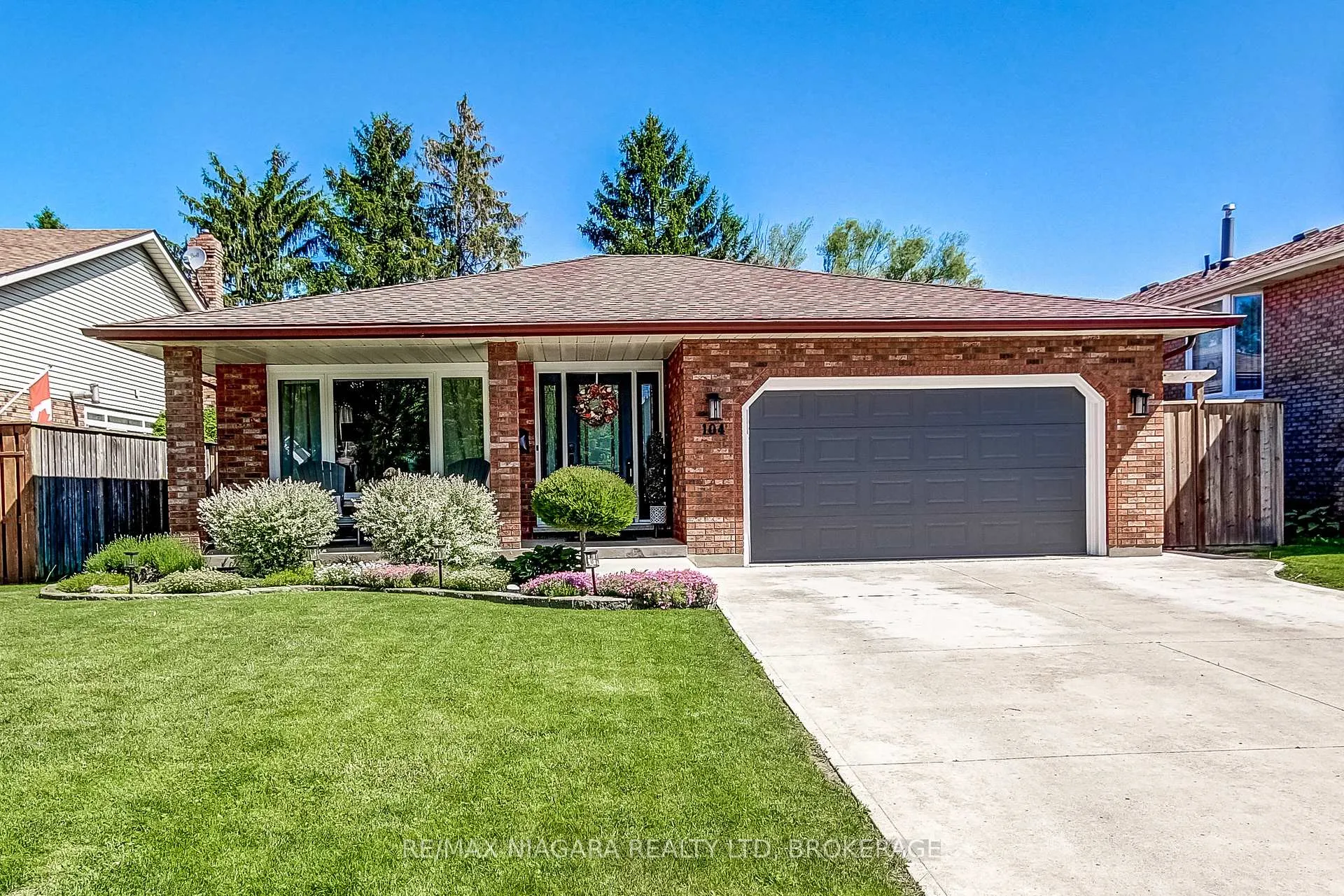Photo 1 of 104 Whiteoak Crescent, Welland, N. Welland — HOMEH