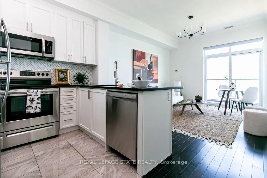 Photo 11 of Unit 631, 101 Shoreview Place, Hamilton, Stoney Creek — HOMEH