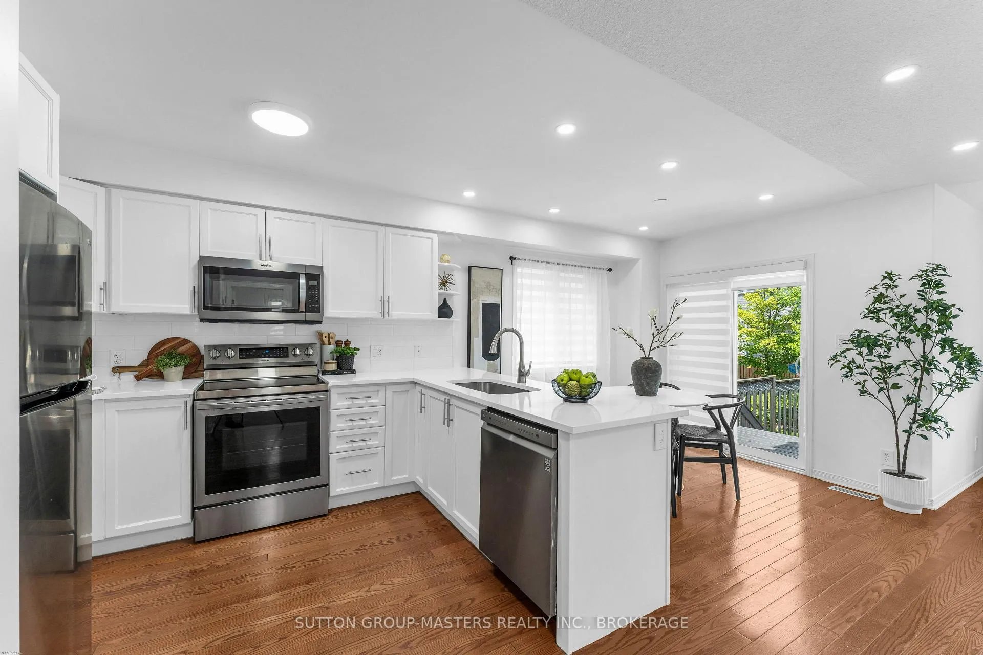 Photo 9 of 1521 Crimson Crescent, Kingston, City Northwest — HOMEH