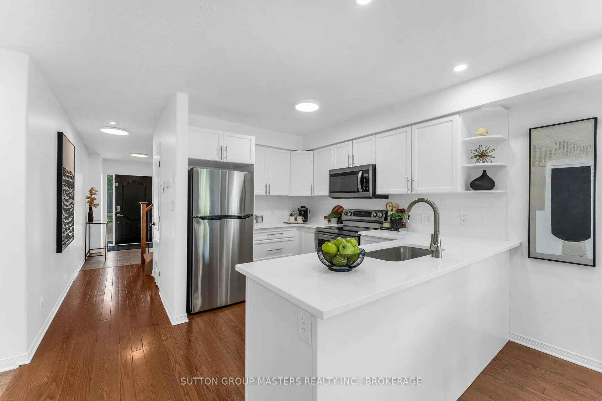 Photo 10 of 1521 Crimson Crescent, Kingston, City Northwest — HOMEH