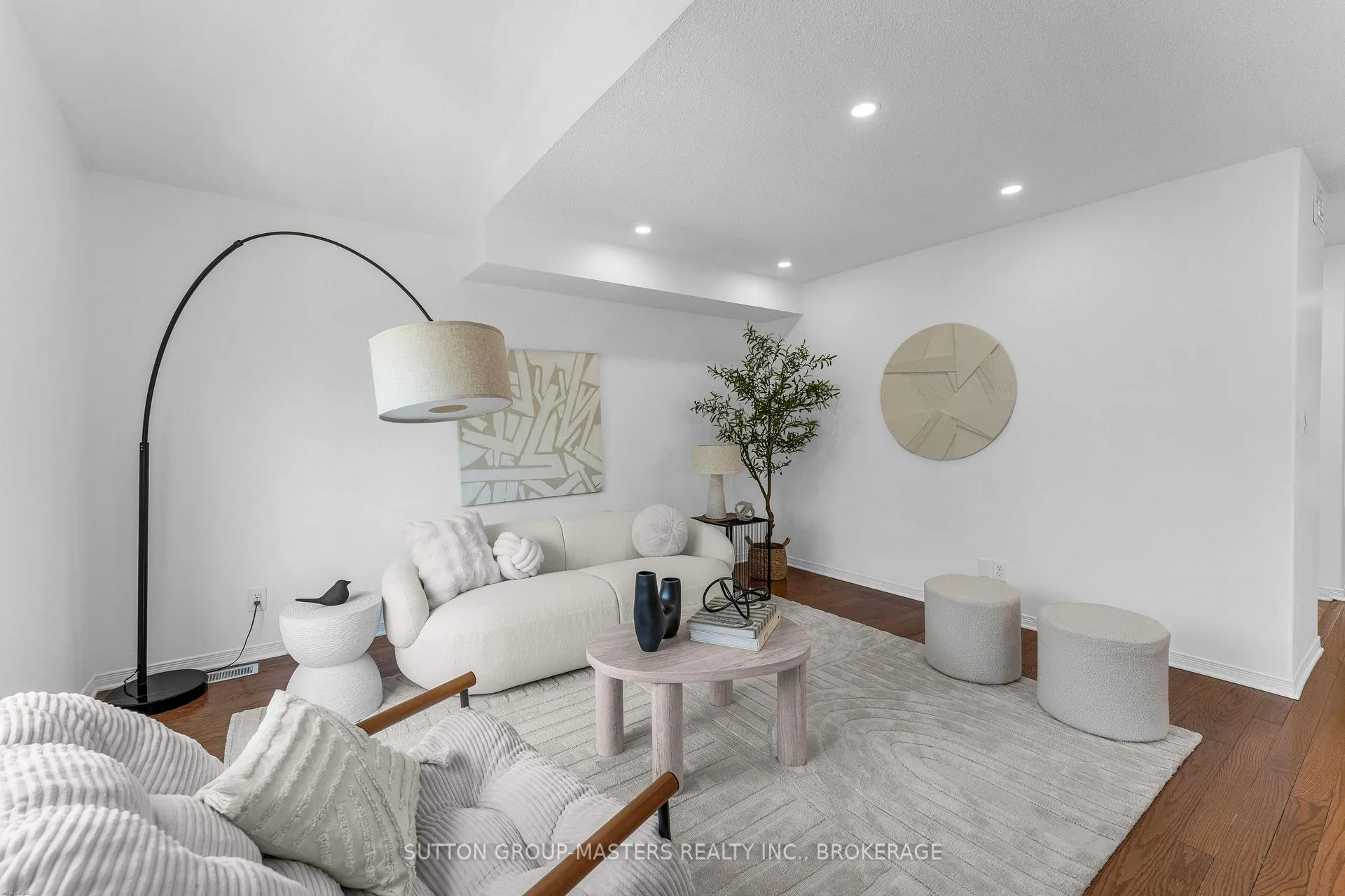 Photo 15 of 1521 Crimson Crescent, Kingston, City Northwest — HOMEH