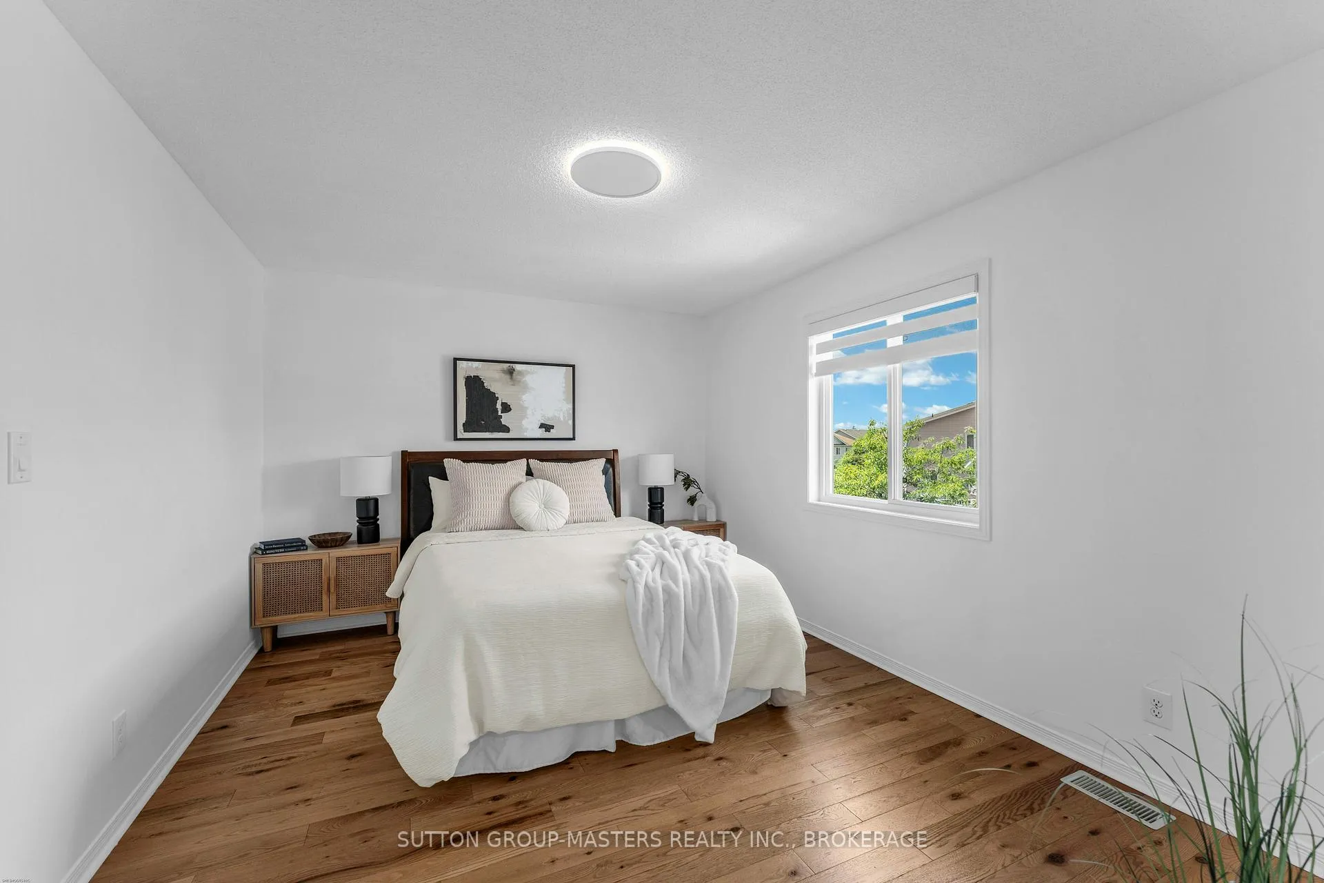 Photo 20 of 1521 Crimson Crescent, Kingston, City Northwest — HOMEH