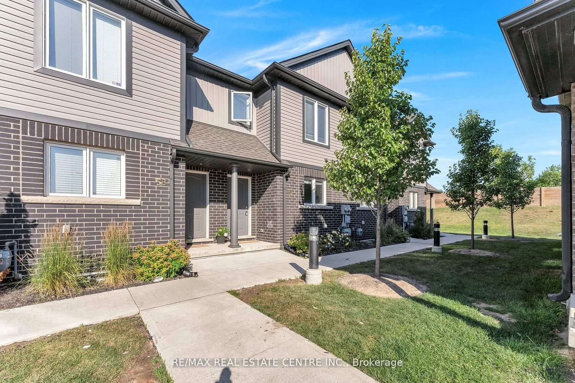 Photo 2 of Unit 59, 7768 Ascot Circle, Niagara Falls, Ascot — HOMEH