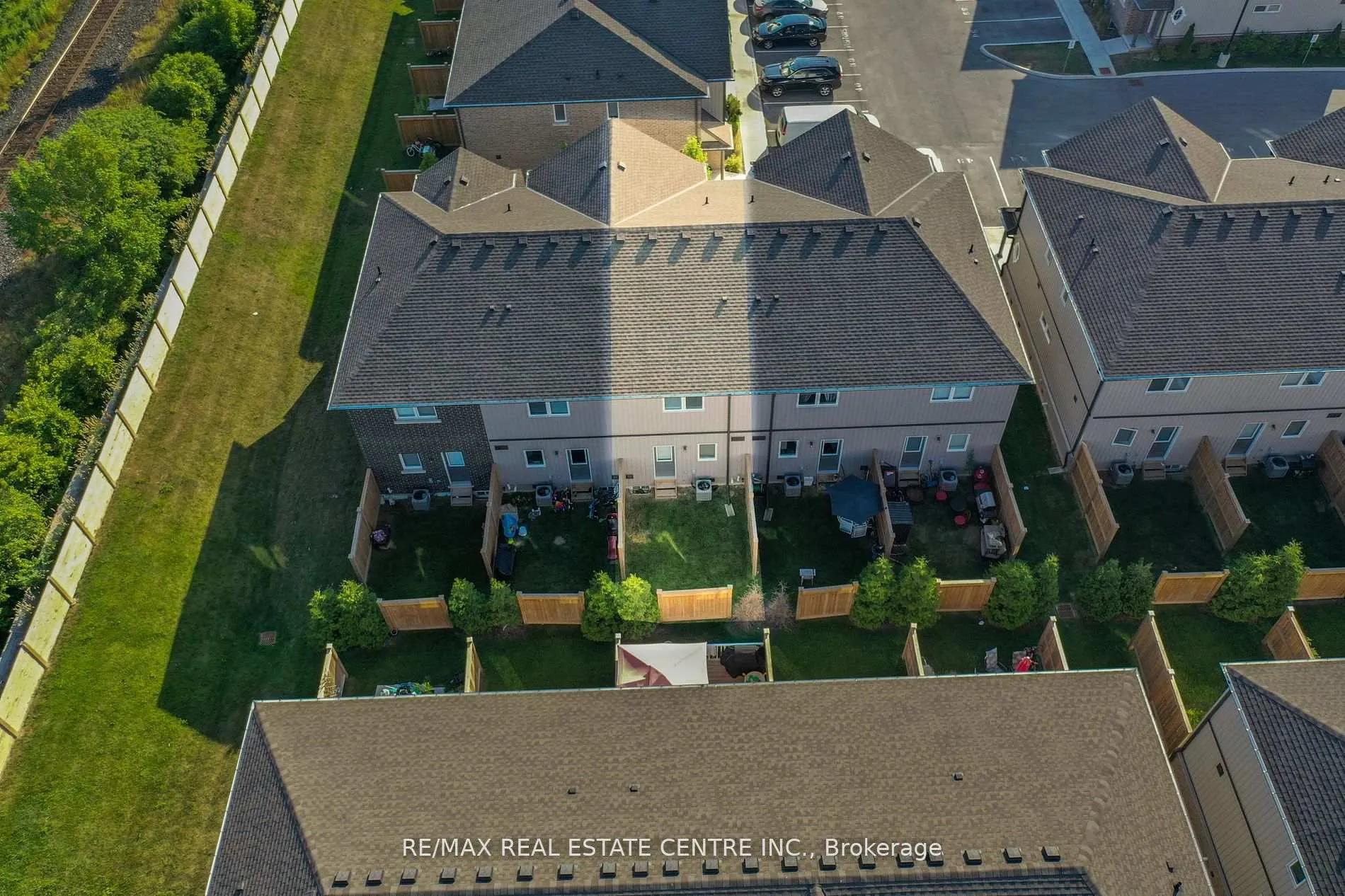 Photo 3 of Unit 59, 7768 Ascot Circle, Niagara Falls, Ascot — HOMEH