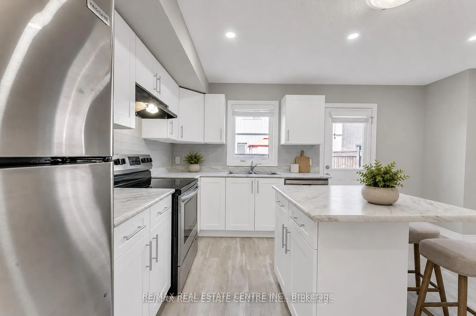 Photo 12 of Unit 59, 7768 Ascot Circle, Niagara Falls, Ascot — HOMEH