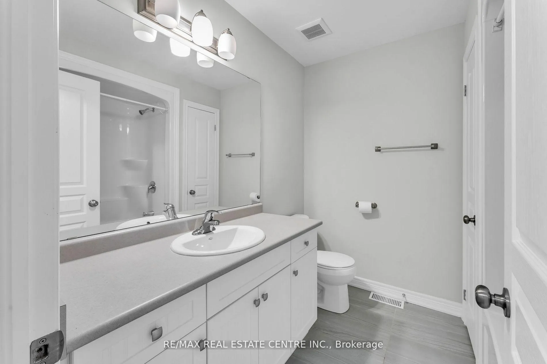 Photo 18 of Unit 59, 7768 Ascot Circle, Niagara Falls, Ascot — HOMEH