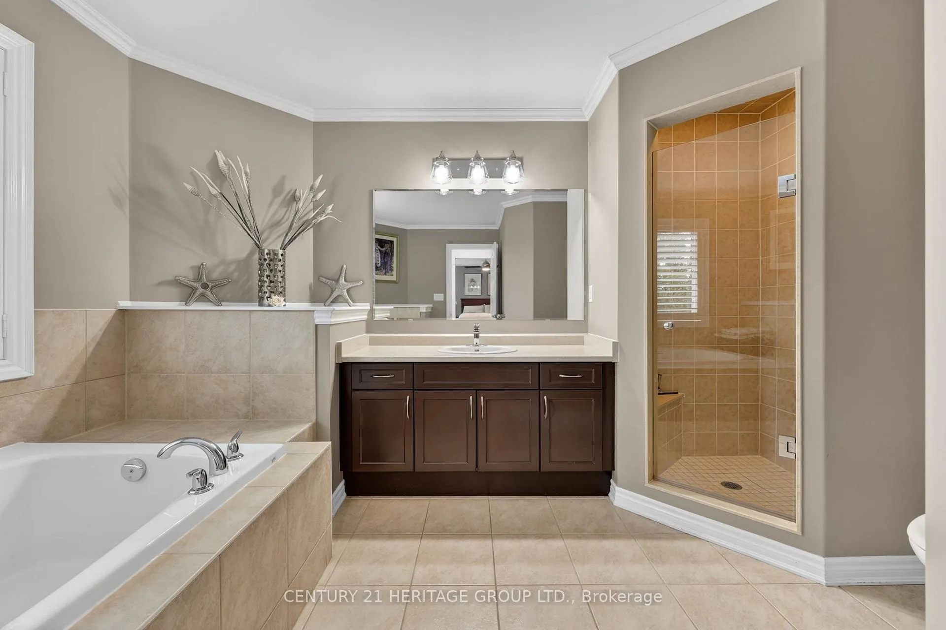 Photo 21 of 35 Paddison Place, New Tecumseth, Alliston — HOMEH