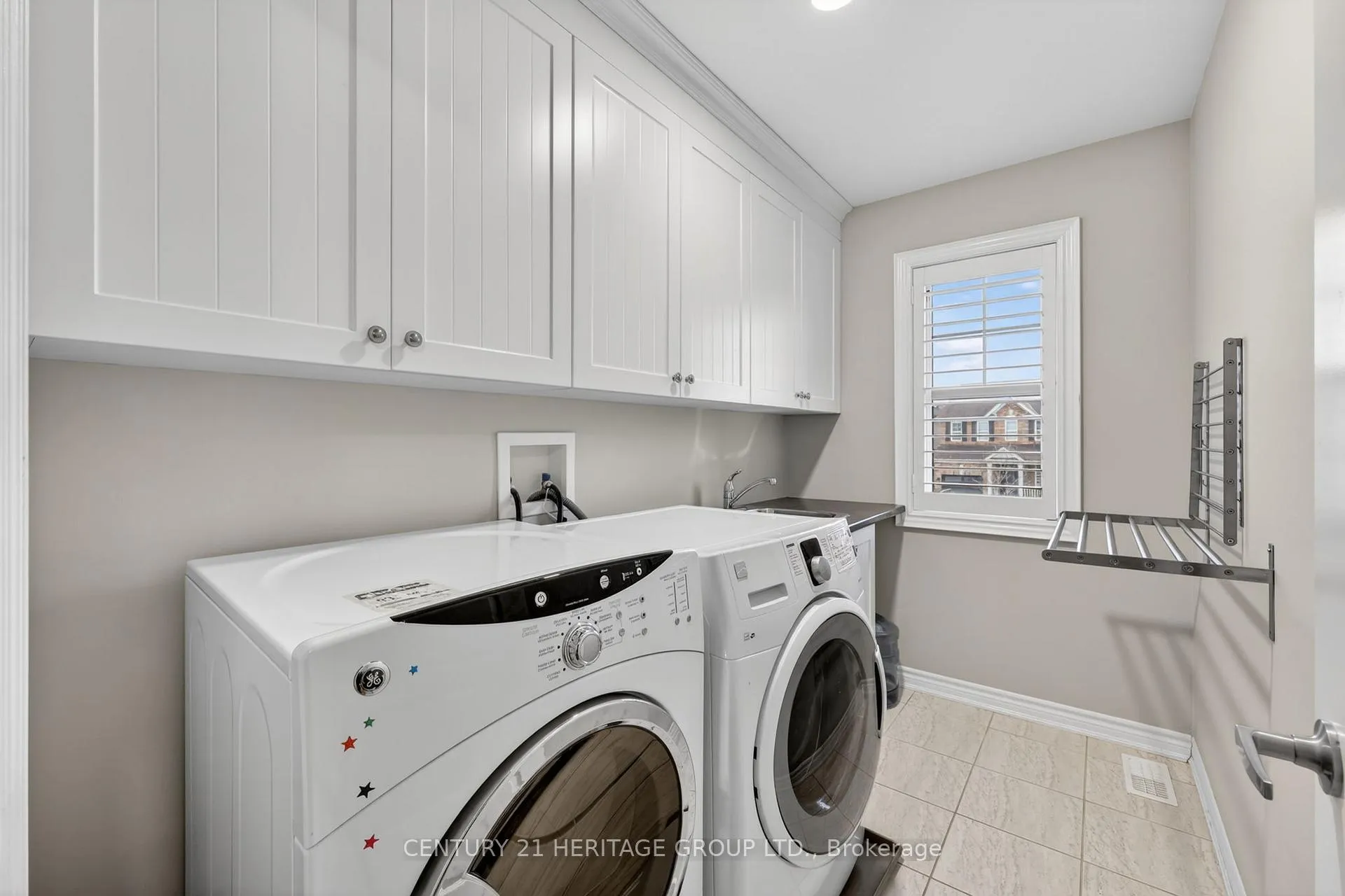 Photo 25 of 35 Paddison Place, New Tecumseth, Alliston — HOMEH