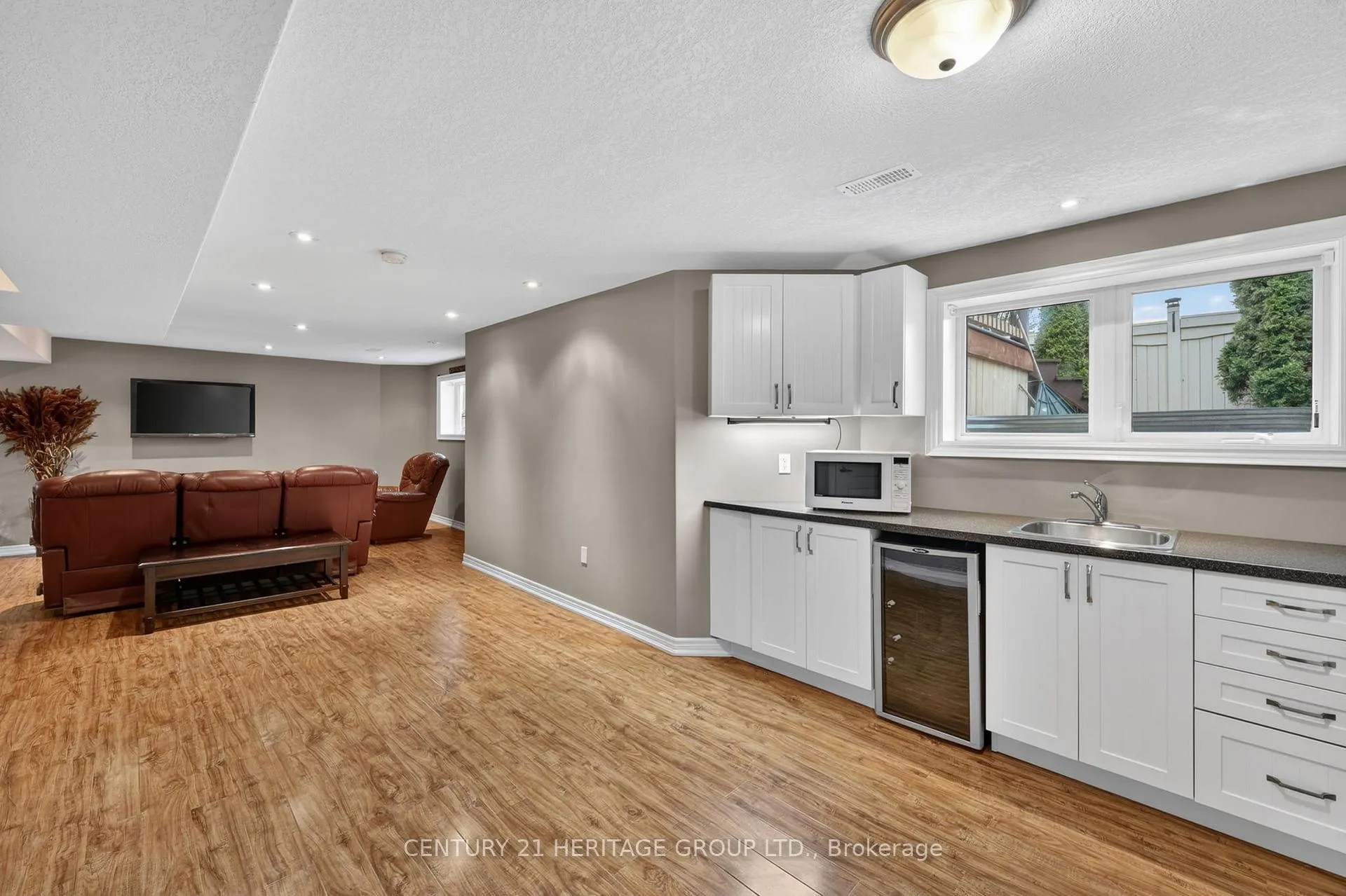 Photo 29 of 35 Paddison Place, New Tecumseth, Alliston — HOMEH