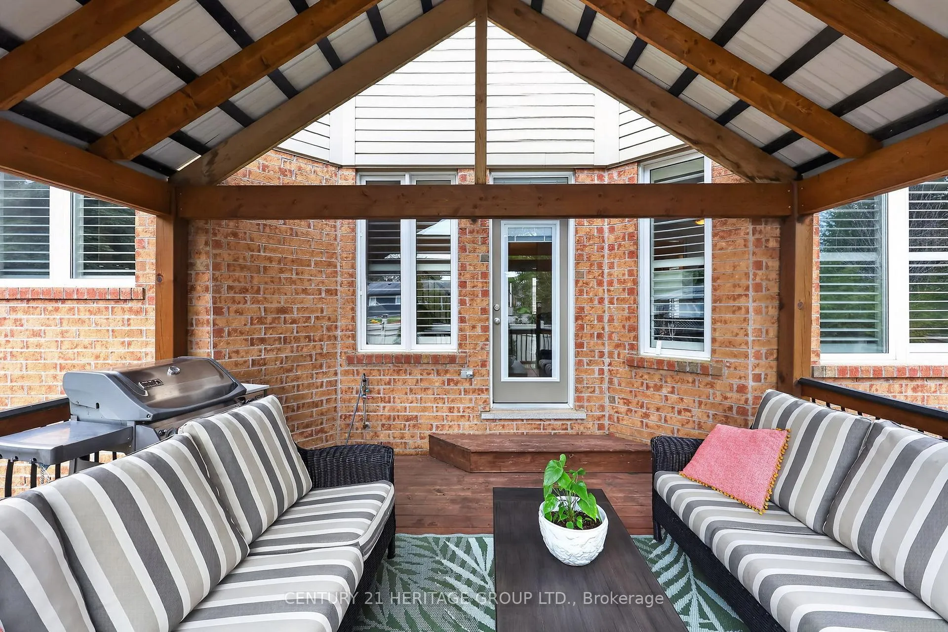 Photo 33 of 35 Paddison Place, New Tecumseth, Alliston — HOMEH