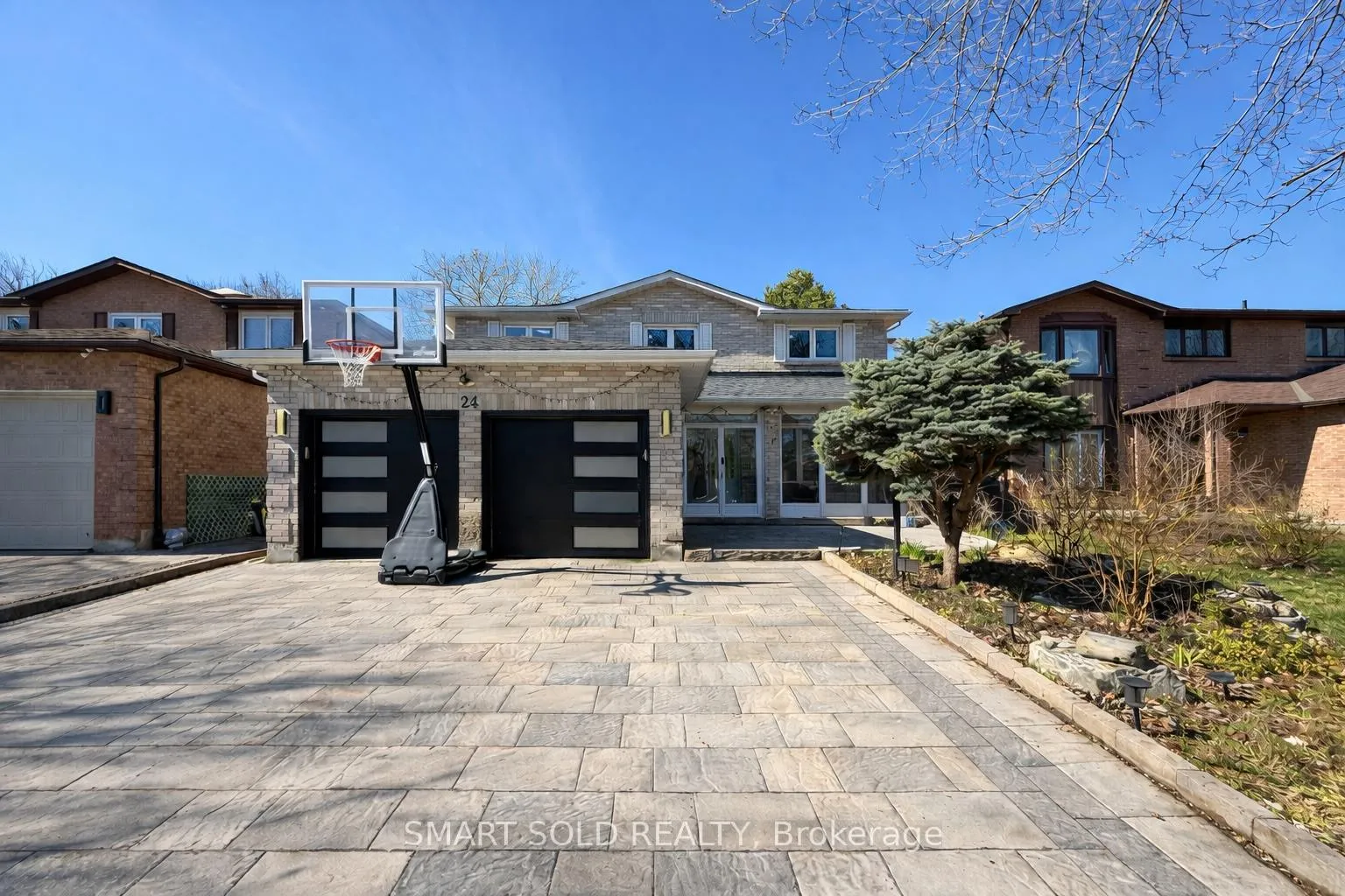 Photo 1 of 24 Normandy Crescent, Richmond Hill, Harding — HOMEH
