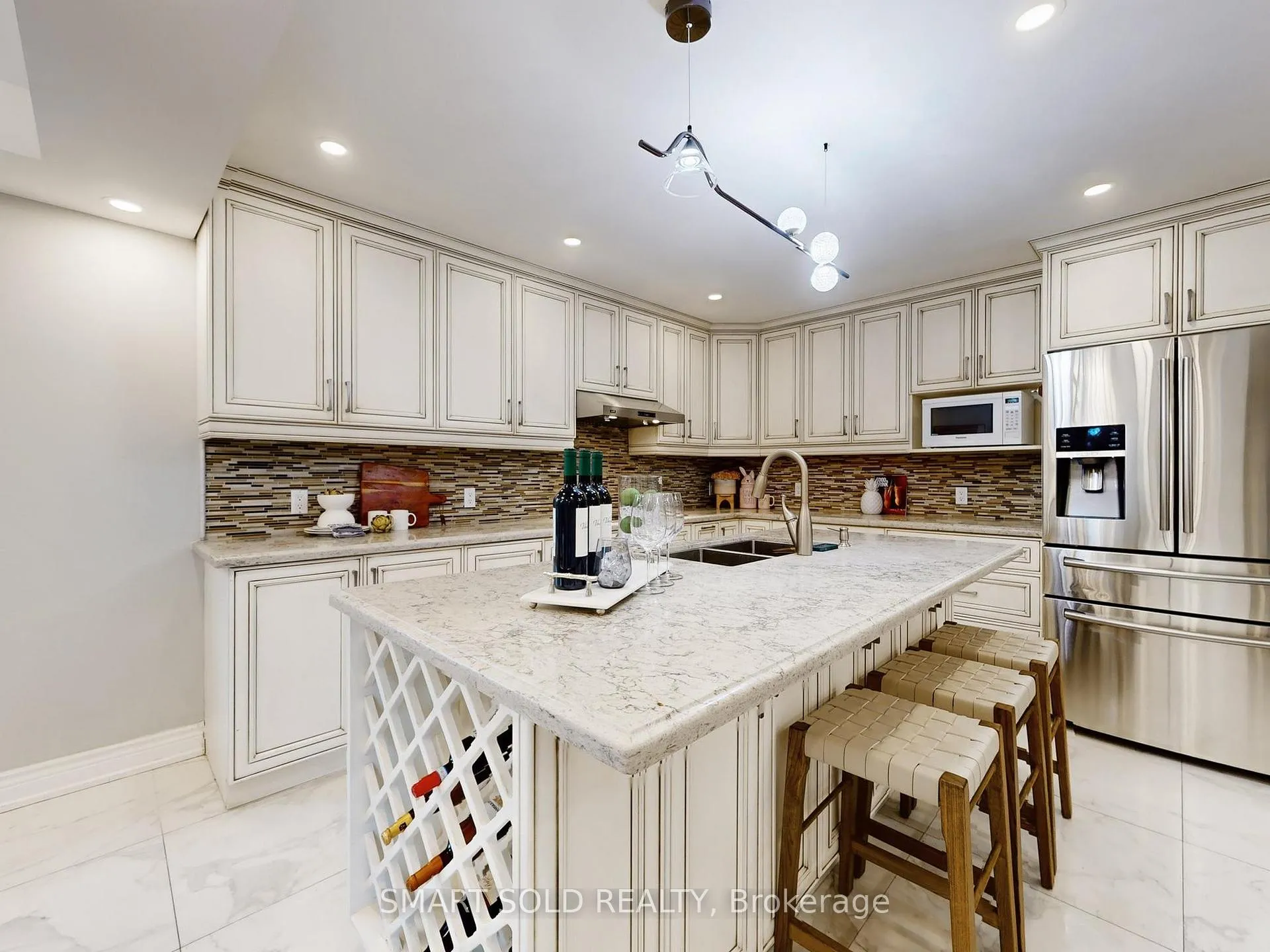 Photo 10 of 24 Normandy Crescent, Richmond Hill, Harding — HOMEH