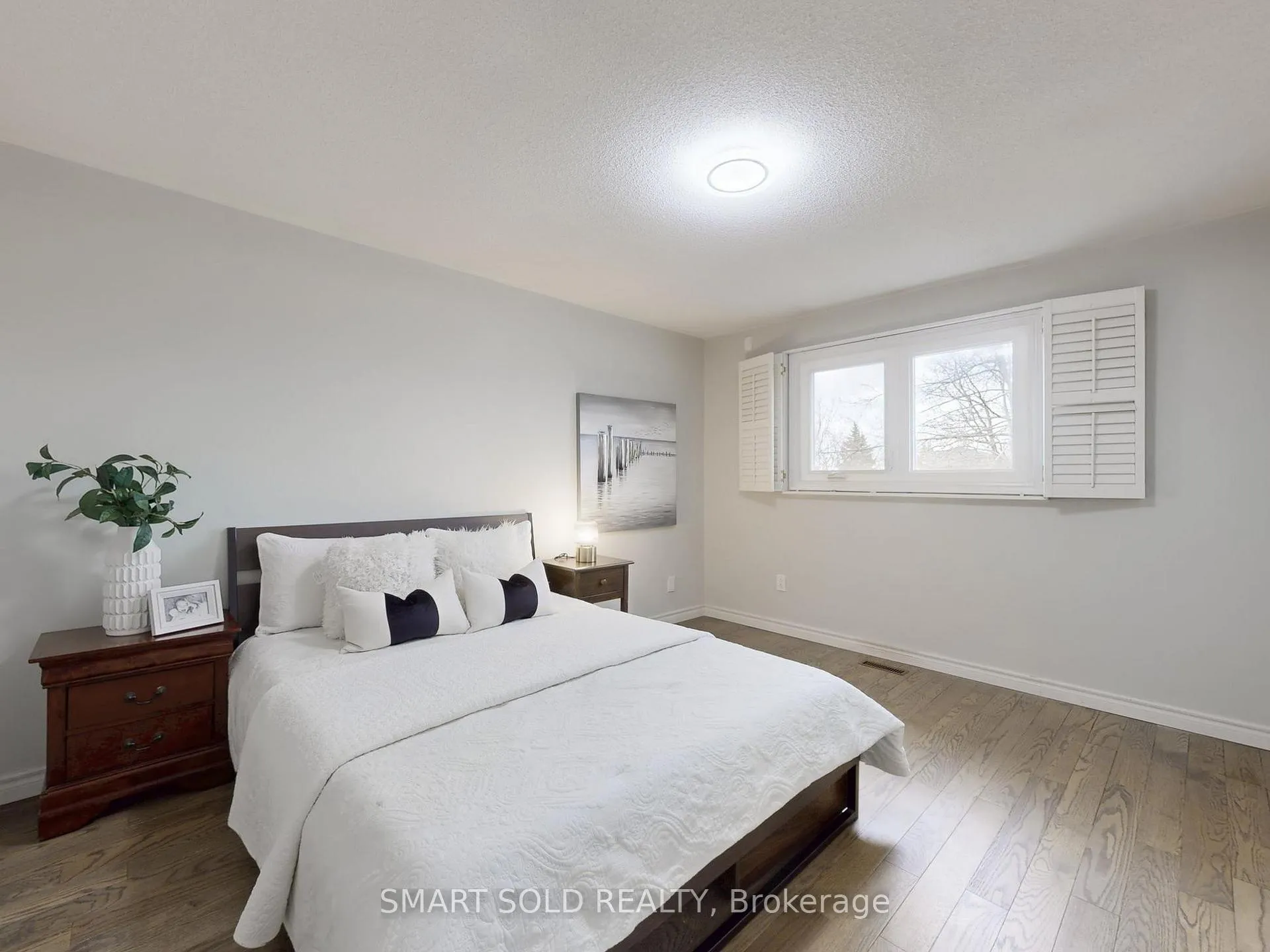 Photo 22 of 24 Normandy Crescent, Richmond Hill, Harding — HOMEH