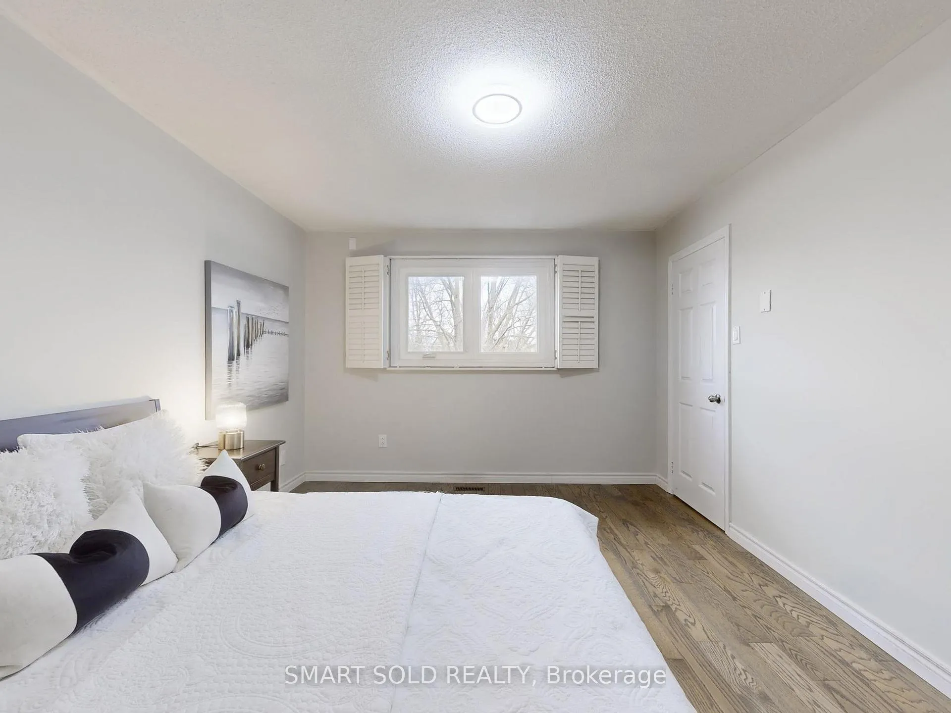 Photo 23 of 24 Normandy Crescent, Richmond Hill, Harding — HOMEH