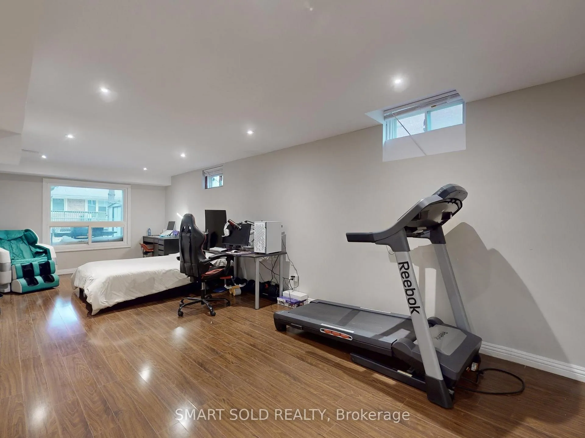 Photo 29 of 24 Normandy Crescent, Richmond Hill, Harding — HOMEH