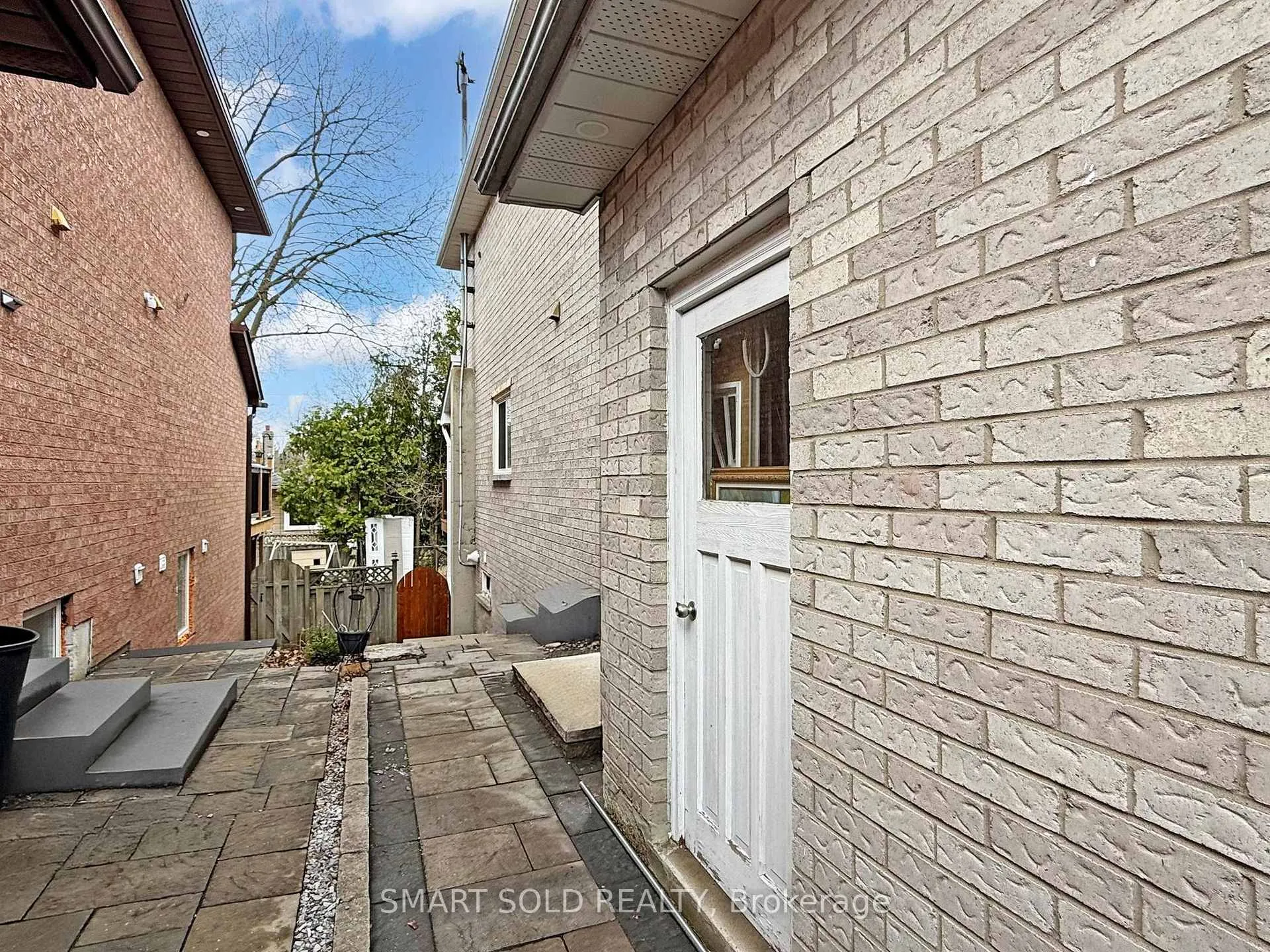 Photo 38 of 24 Normandy Crescent, Richmond Hill, Harding — HOMEH