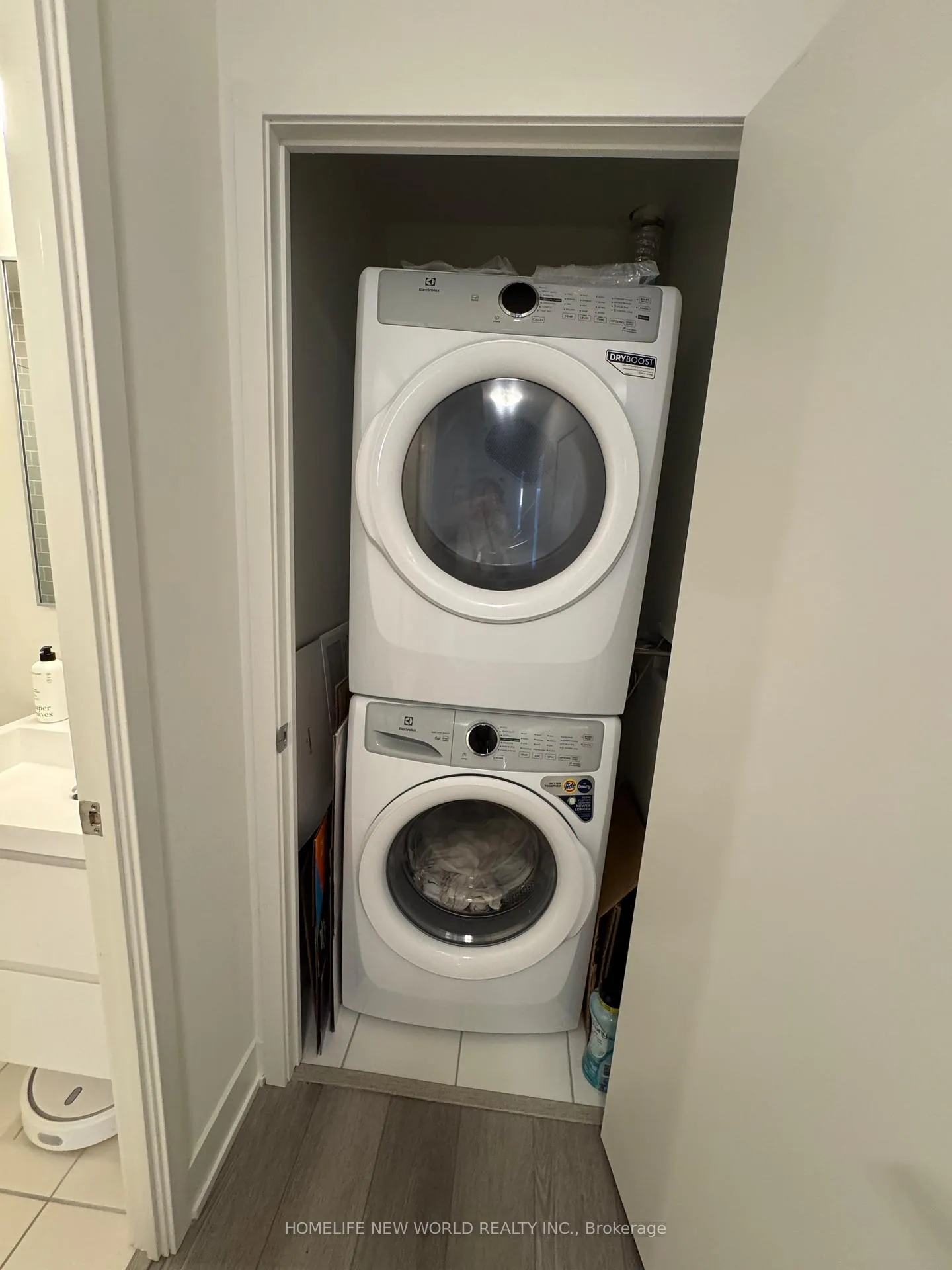 Photo 22 of Unit 701, 38 Andre de Grasse Street, Markham, Unionville — HOMEH