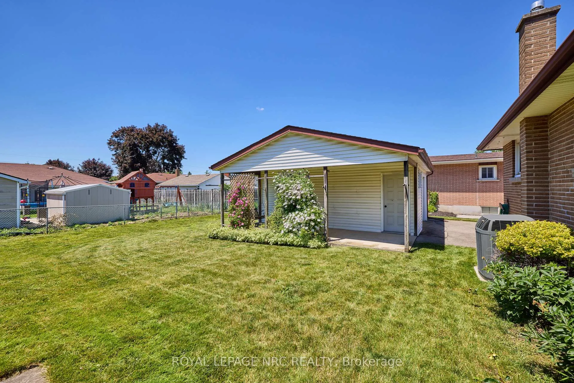 Photo 6 of 519 Alan Avenue, Welland, Prince Charles — HOMEH