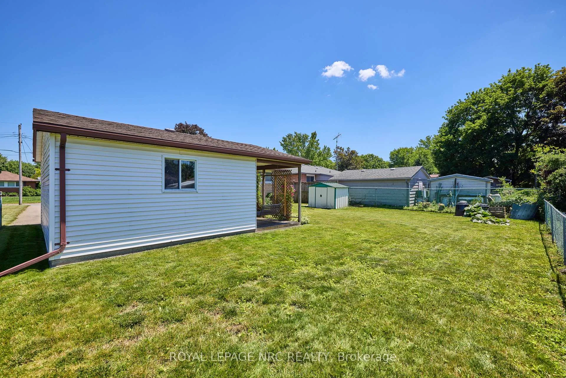 Photo 12 of 519 Alan Avenue, Welland, Prince Charles — HOMEH