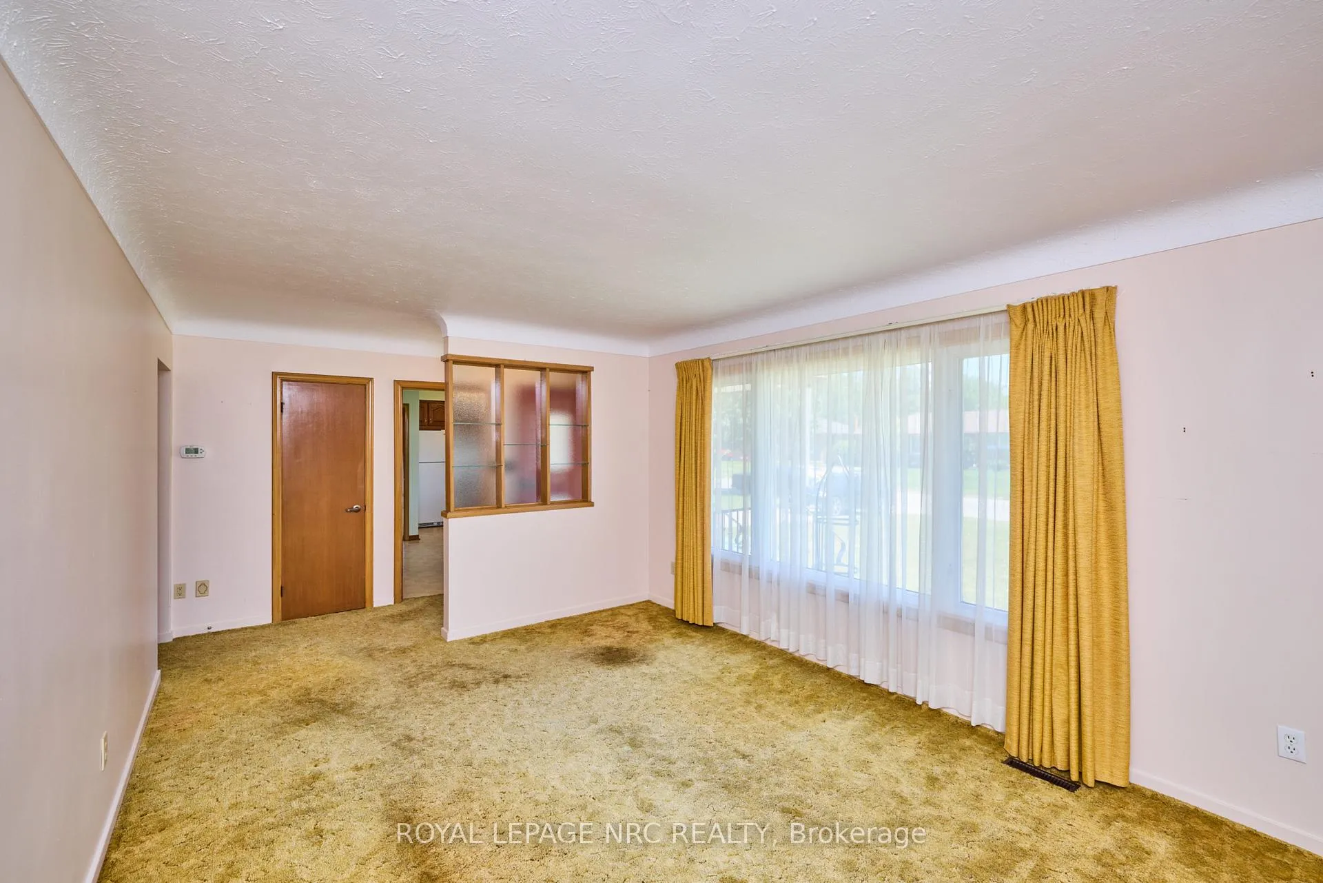 Photo 17 of 519 Alan Avenue, Welland, Prince Charles — HOMEH