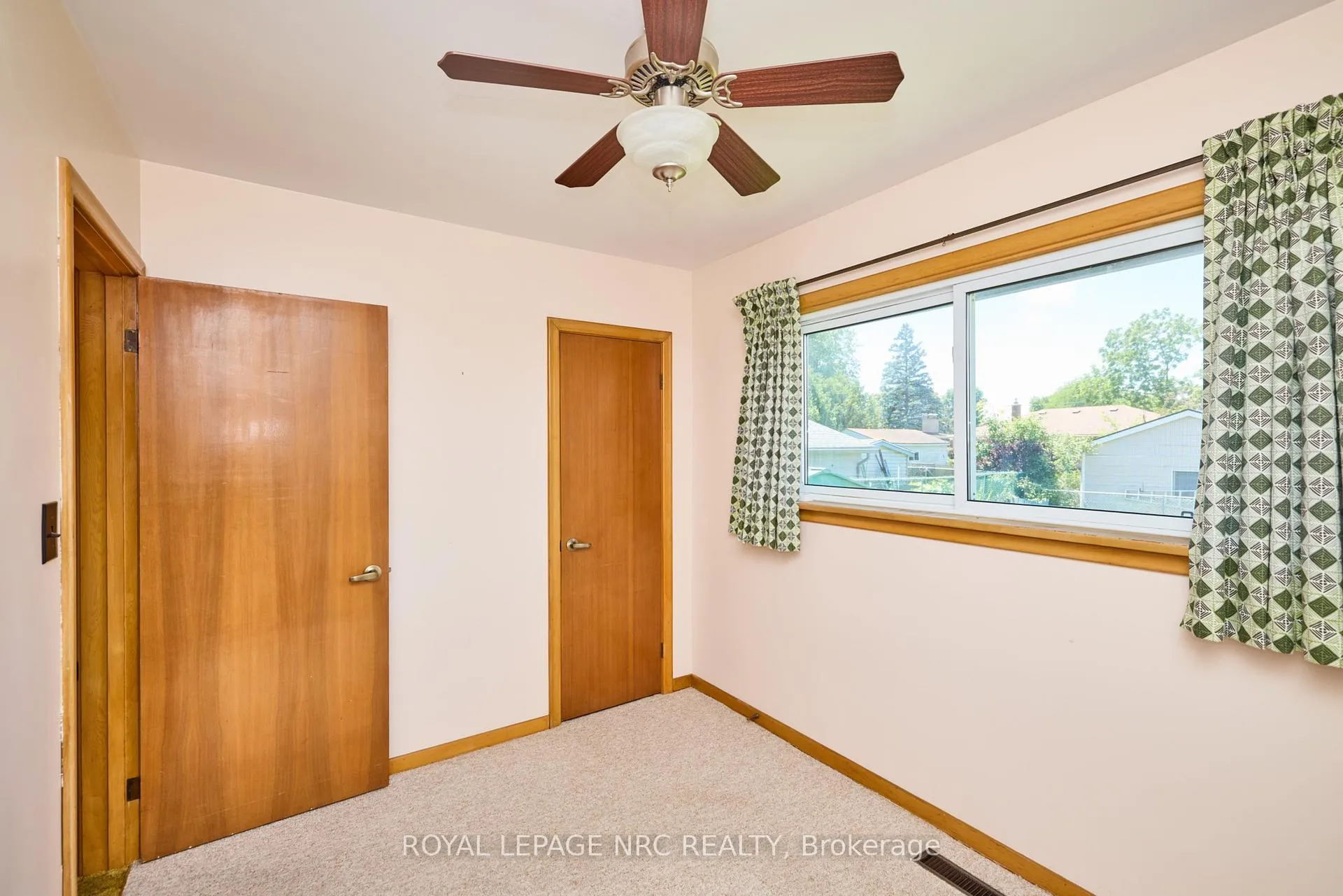 Photo 31 of 519 Alan Avenue, Welland, Prince Charles — HOMEH