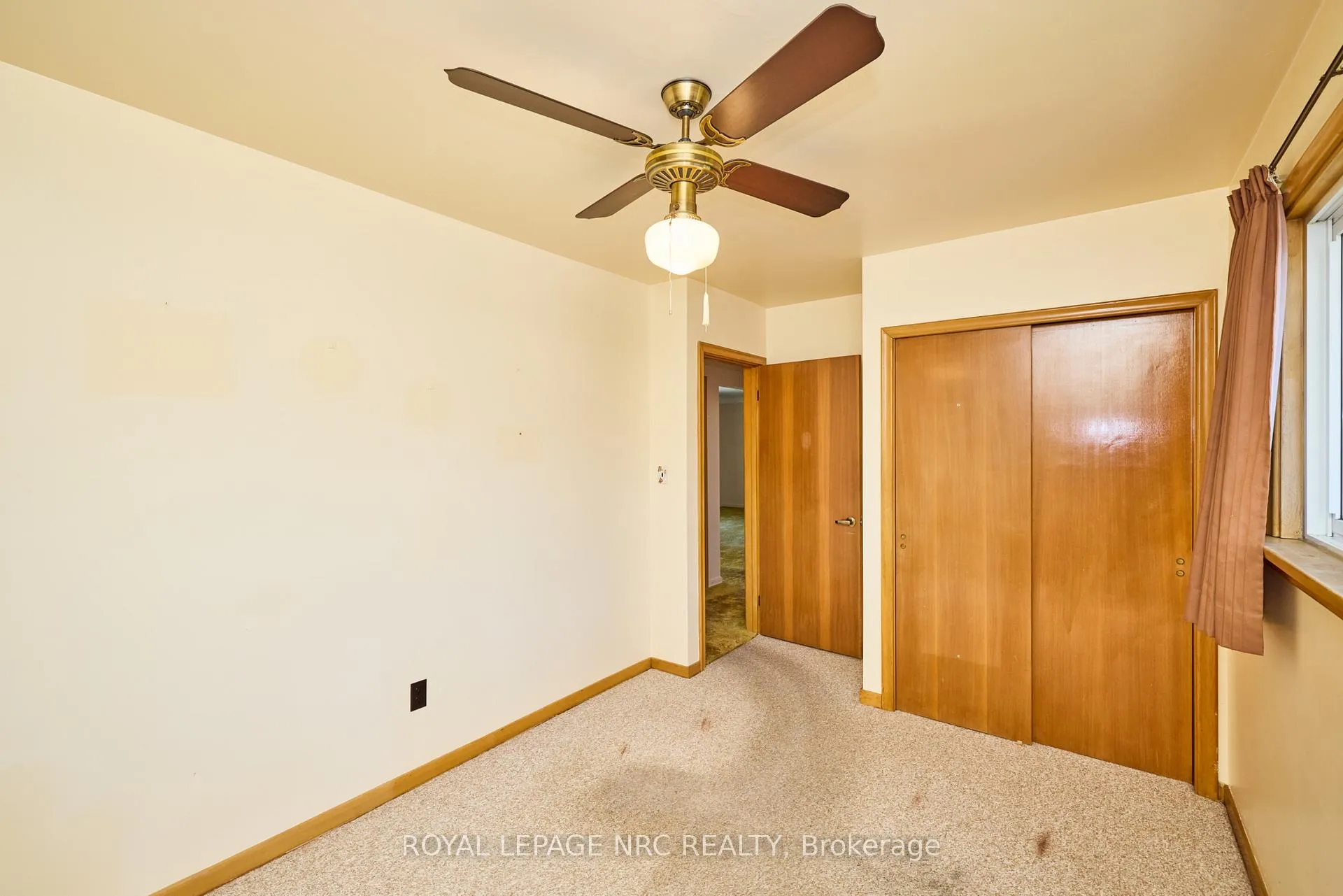 Photo 34 of 519 Alan Avenue, Welland, Prince Charles — HOMEH