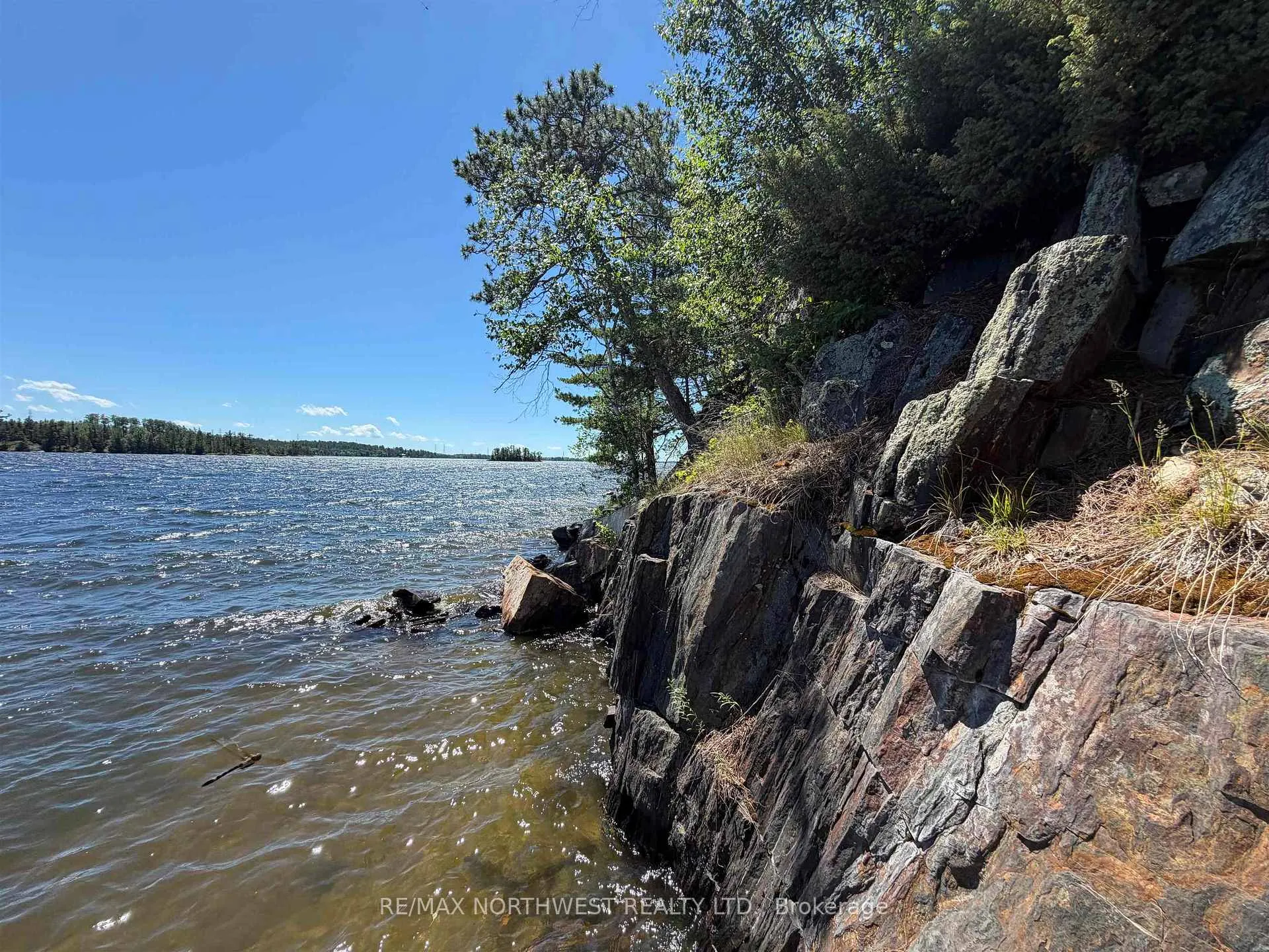 Photo 3 of 543A Reef Point Road, Rainy River Remote Area — HOMEH