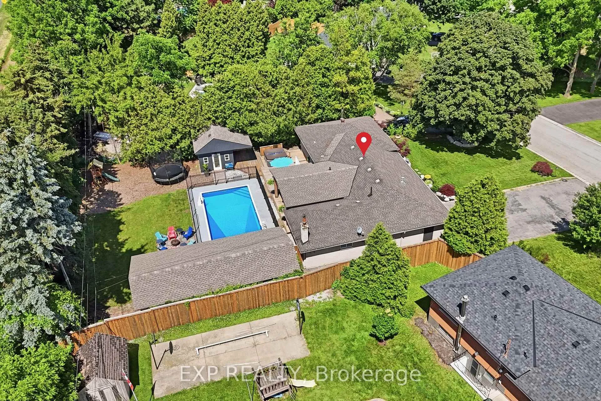 Photo 9 of 282 Harmony Road, Hamilton, Meadowlands — HOMEH